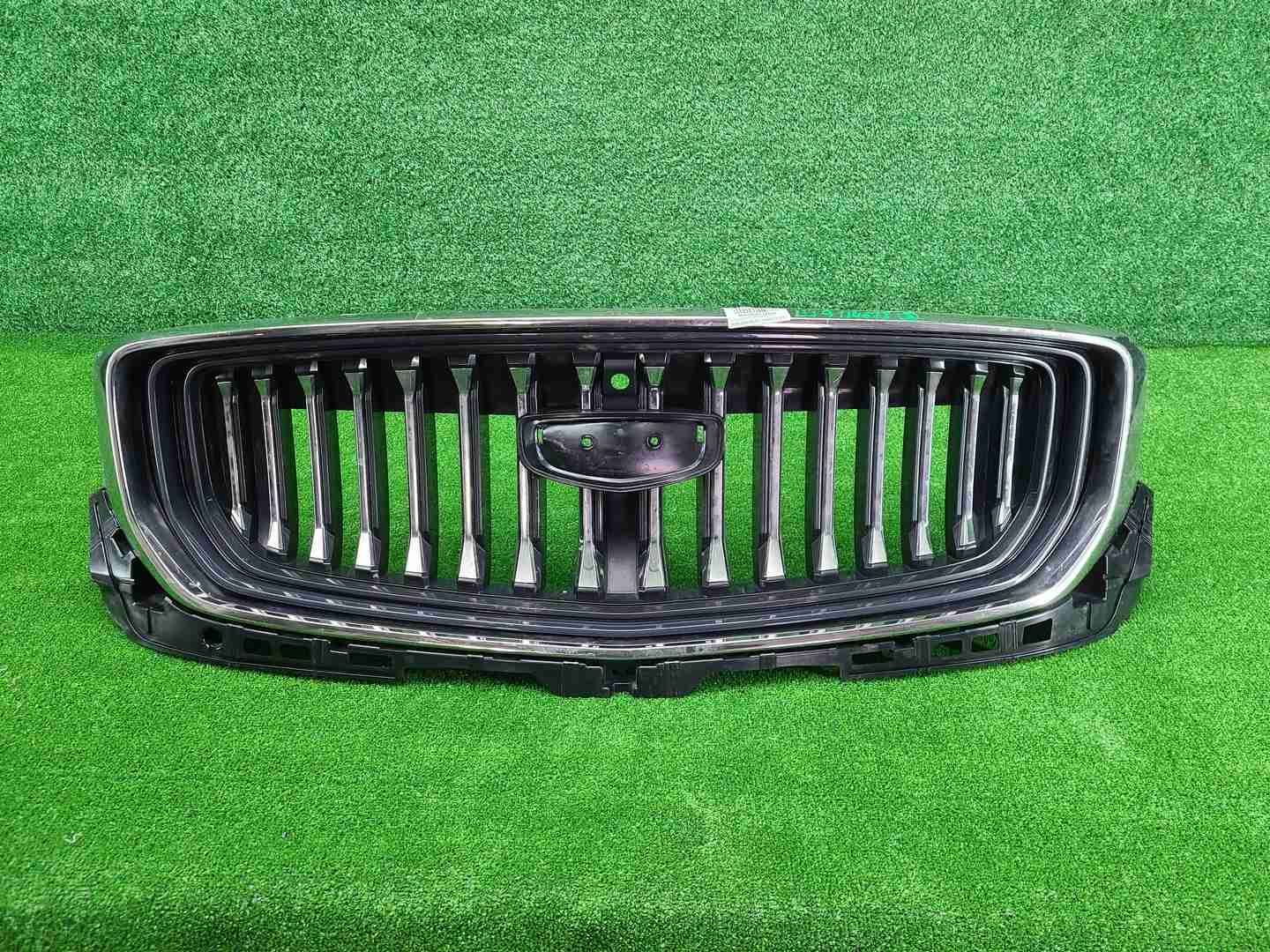 Решетка радиатора Geely Monjaro (2021-н.в.)