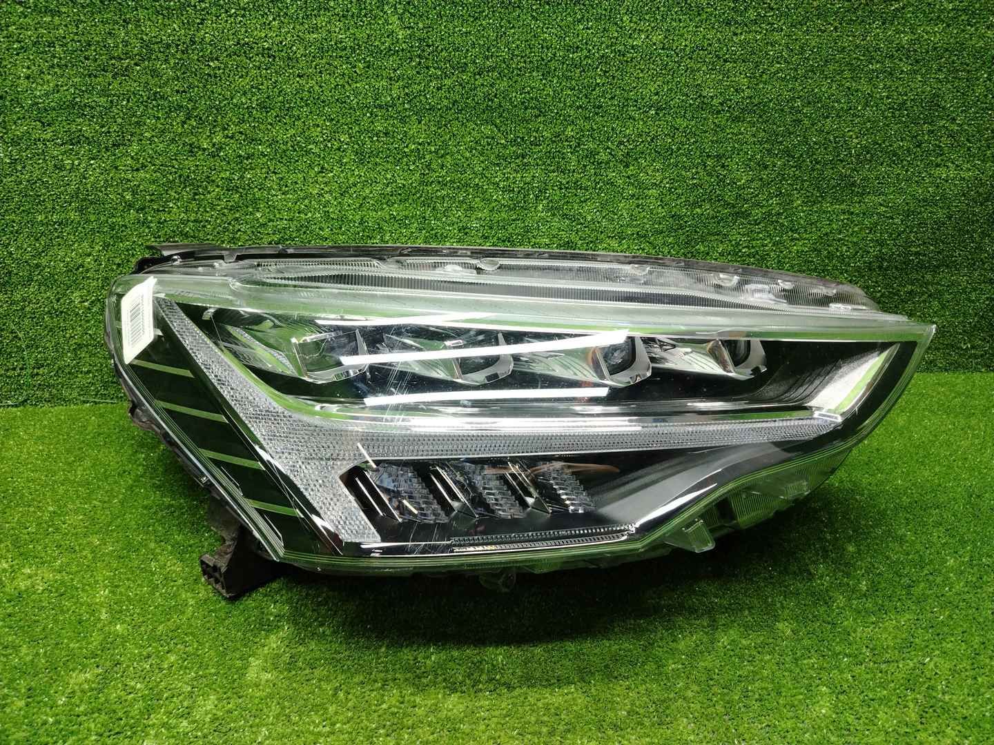 Фара правая Haval Jolion (2021-н.в.) LED