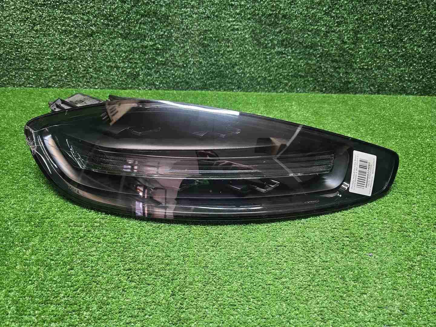 Фонарь левый Porsche Boxster 982 (2016-2025)