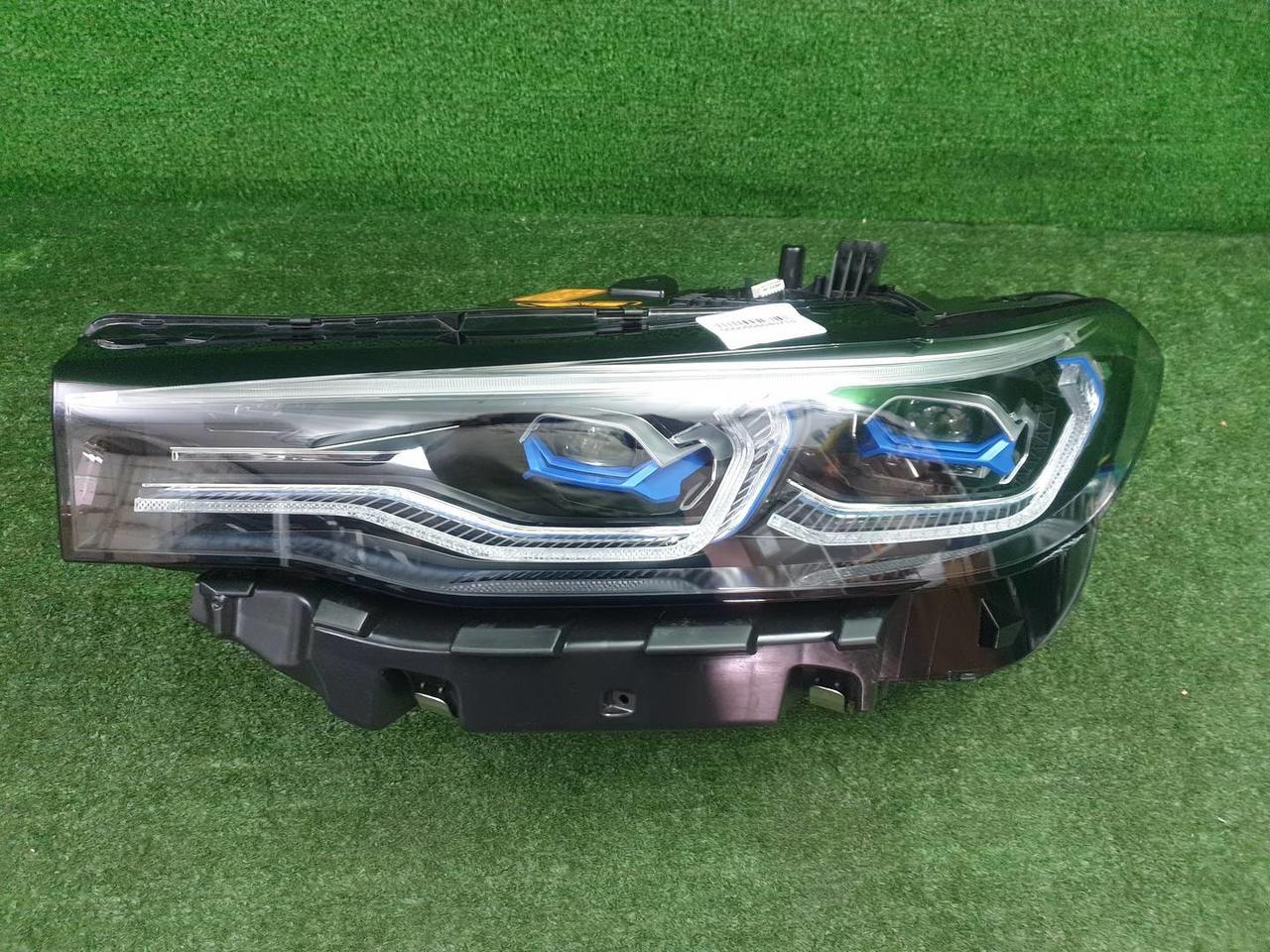 Фара левая BMW X7 G07 (2019-2022) Laser Light