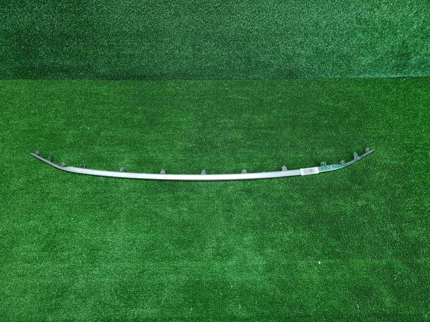 Накладка переднего бампера Changan Uni-T (20-нв)