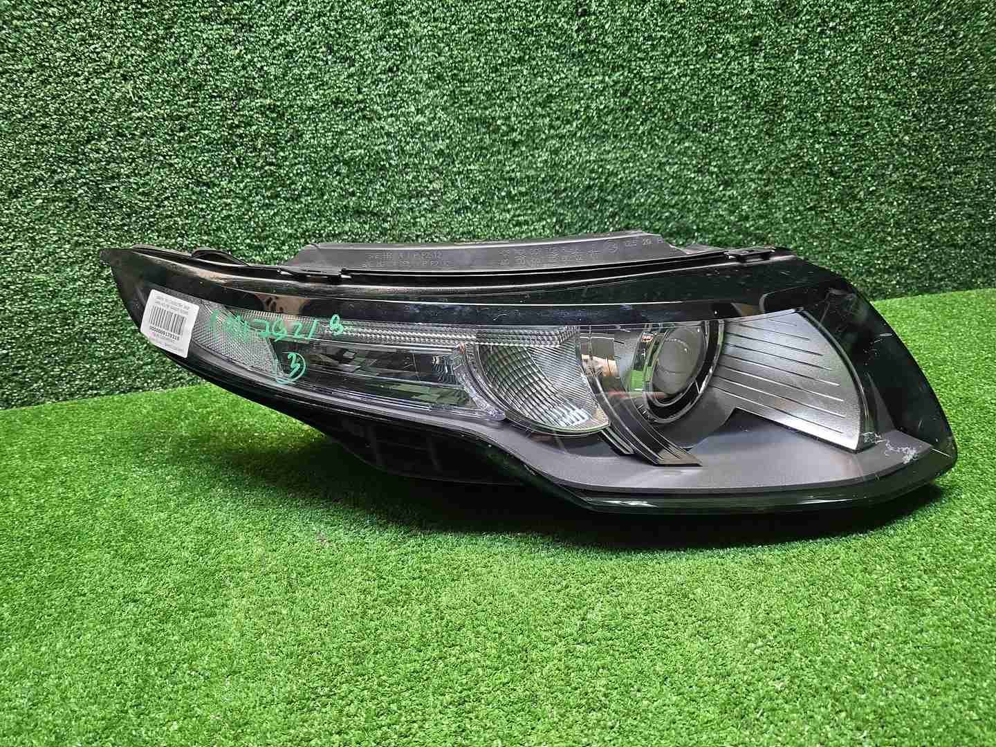 Фара правая Range Rover Evoque 1 (11-15) галоген