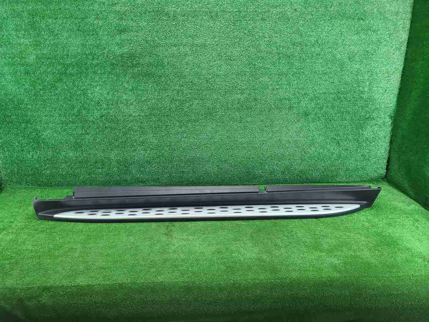 Наклад порога левая Mercedes ML GLE W166 (11-18)