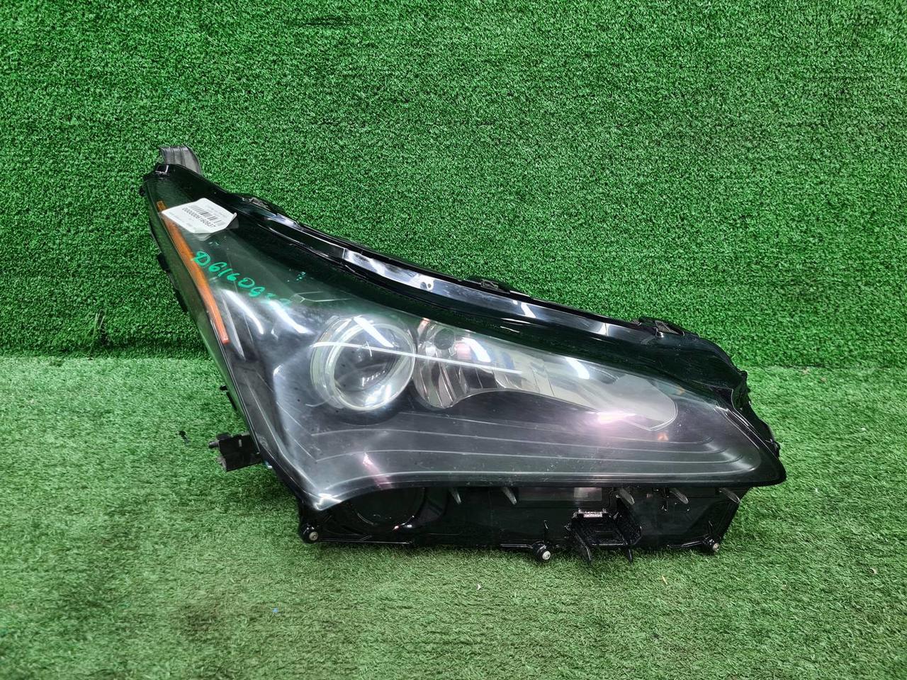 Фара правая Lexus NX 1 (2014-2017) LED