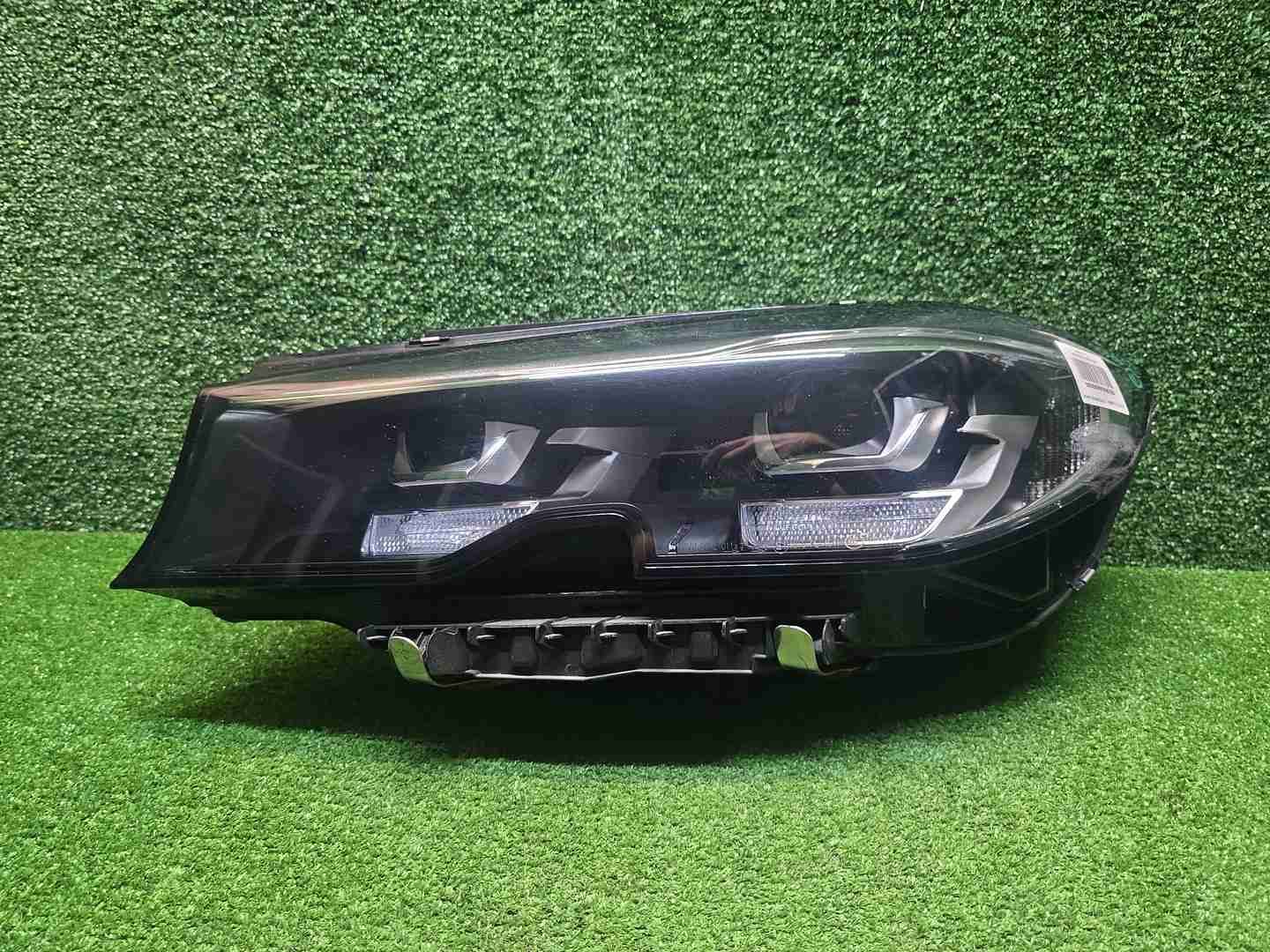 Фара левая BMW 3er G20 (2018-2022) LED