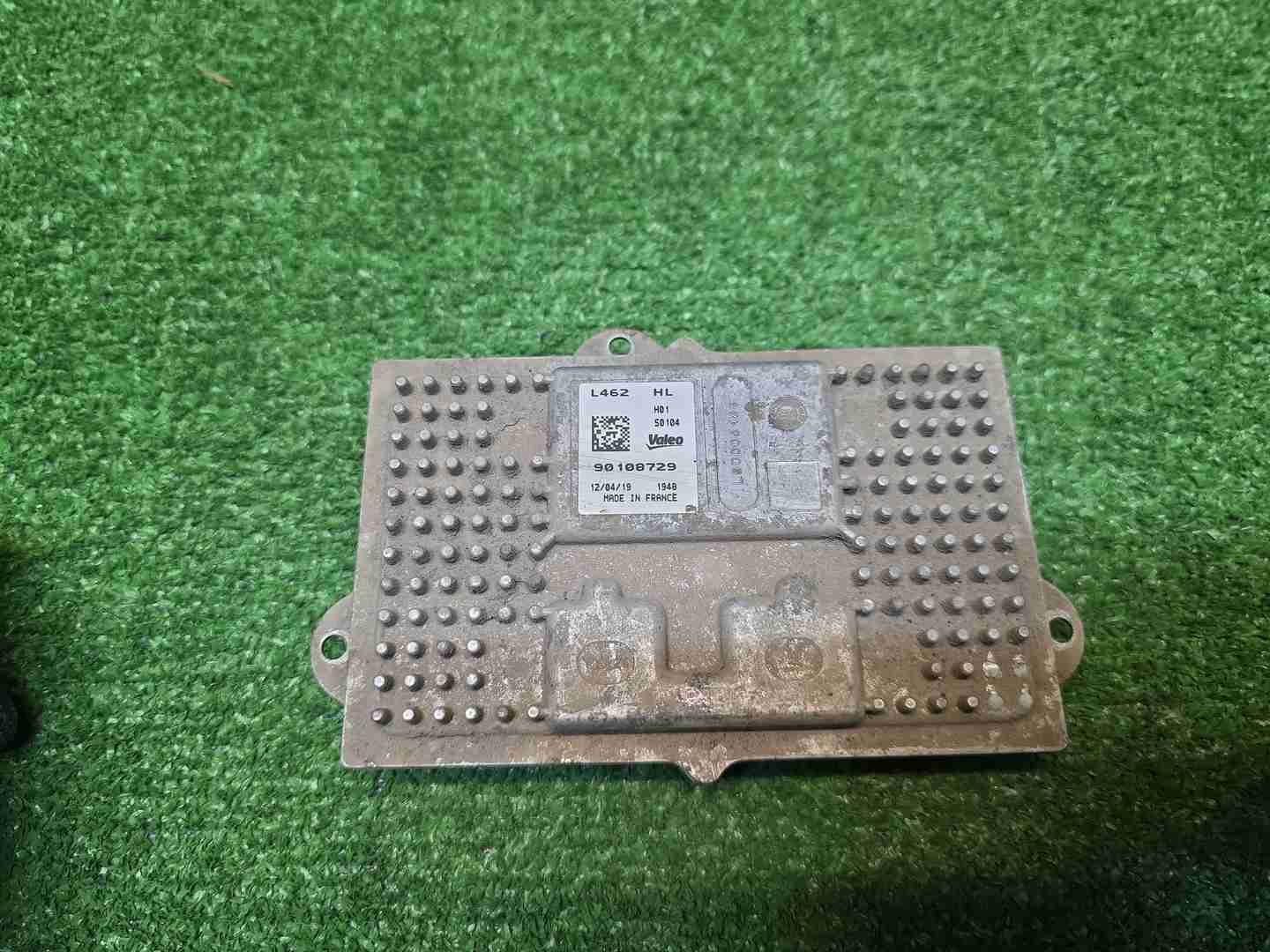 Блок управления фары Land-Rover Discovery 5 16-21