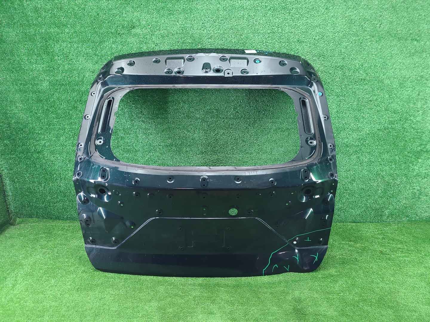 Крышка багажника Jetour Dashing (2022-н.в.)