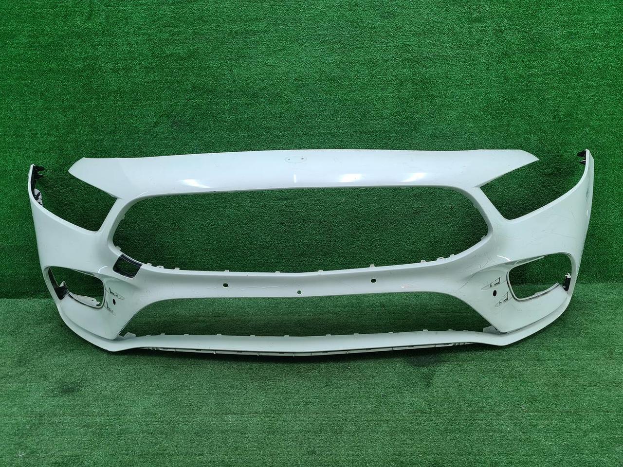 Бампер передний Mercedes A W177 (2018-2022) AMG