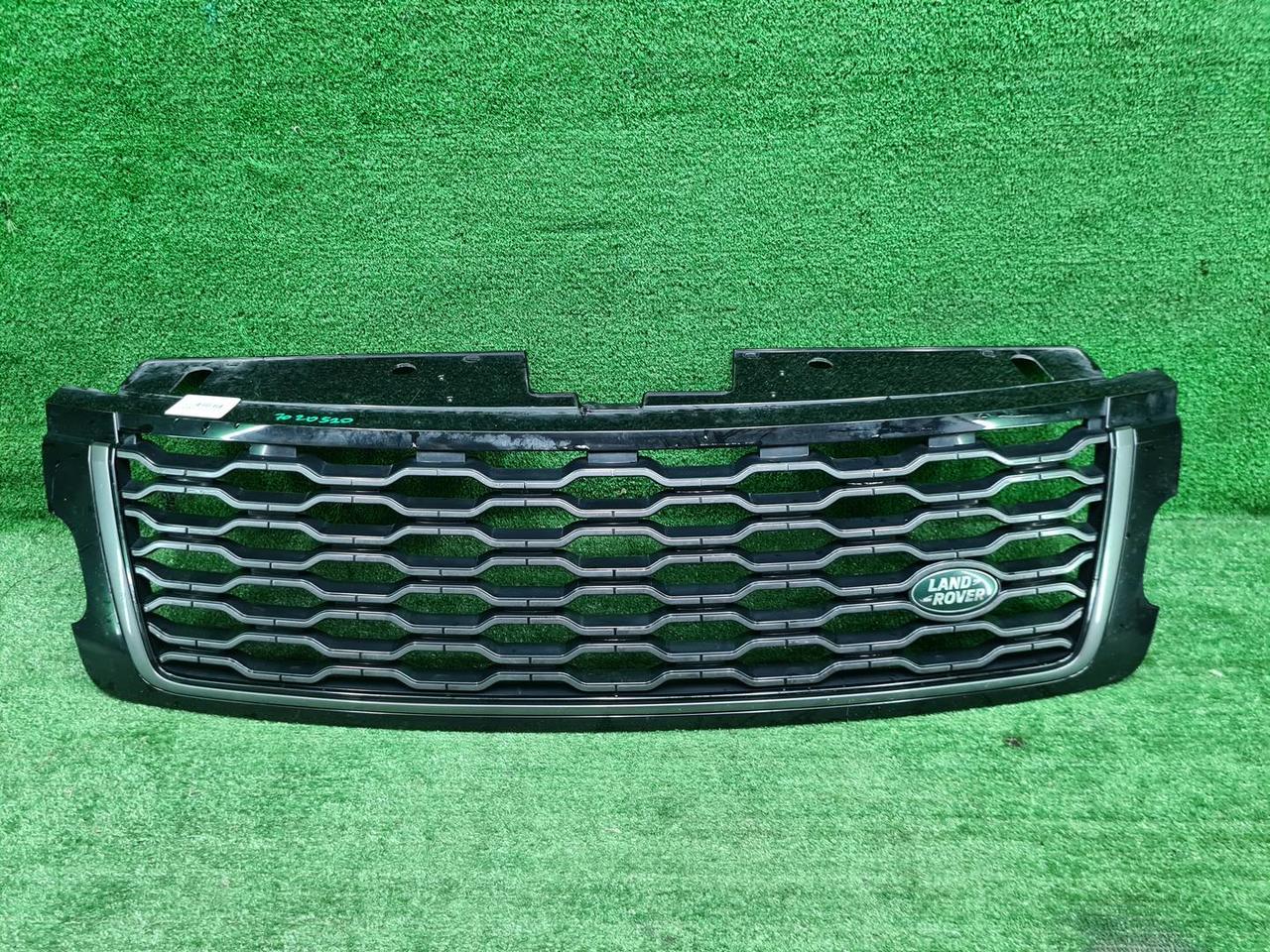 Решетка радиатора Range Rover Vogue 4 L405 (17-22)