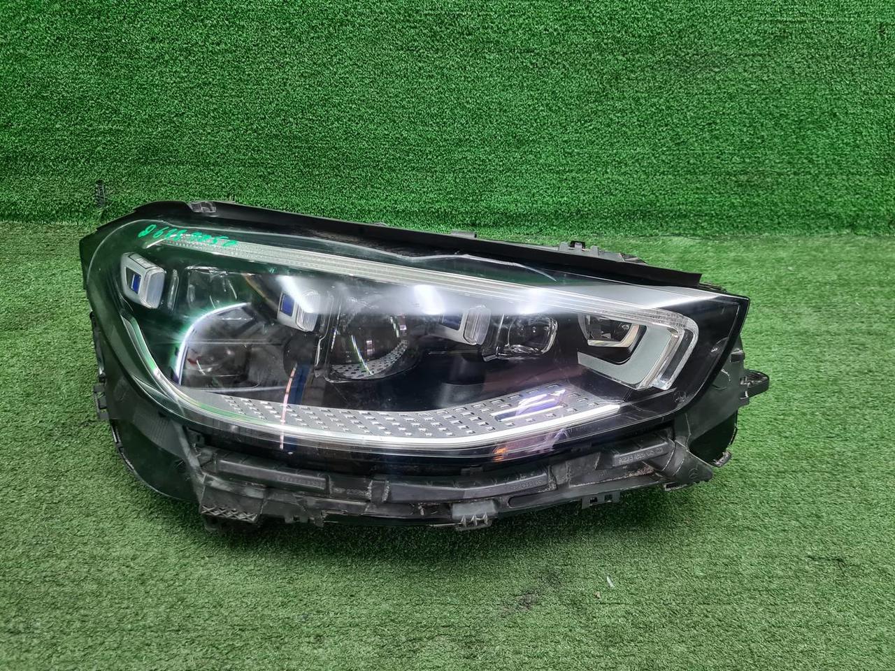 Фара правая Mercedes S W223 (20-нв) Digital Light
