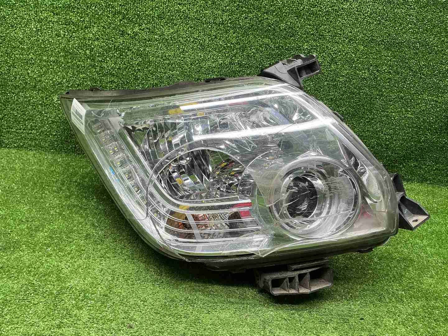 Фара правая Foton Toano (2023-н.в.) галоген