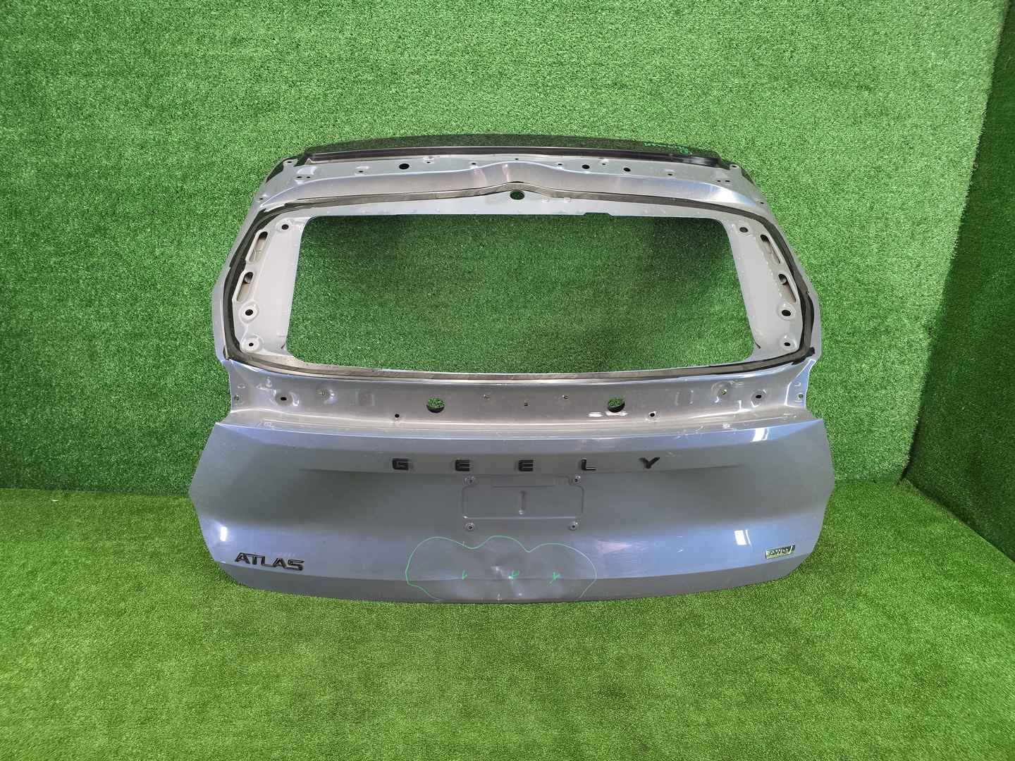 Крышка багажника Geely Atlas 2 (2023-н.в.)
