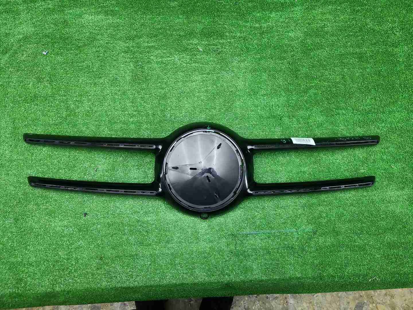 Накладка решетки радиатора Mercedes V w447 23-н.в.