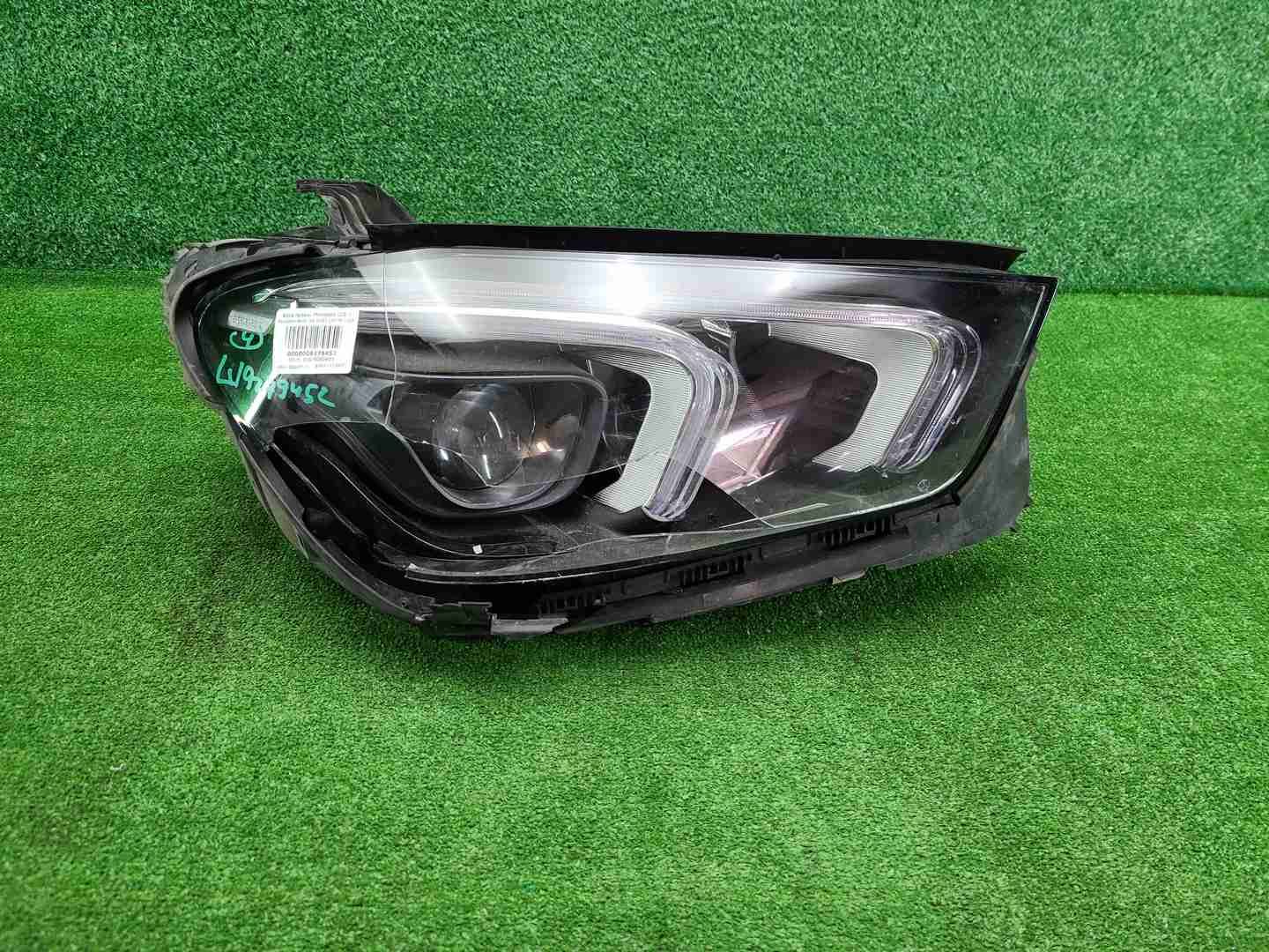 Битая Фара правая Mercedes GLE V167 (18-24) LED