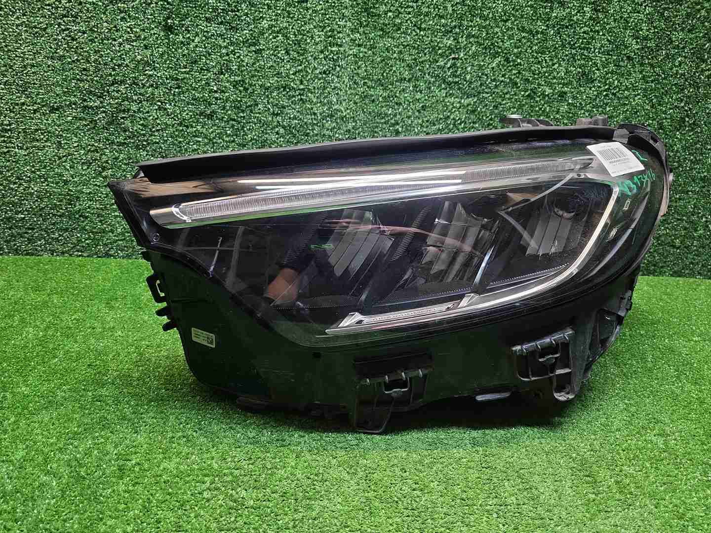 Фара левая Mercedes GLC X254 (2022-н.в.) LED