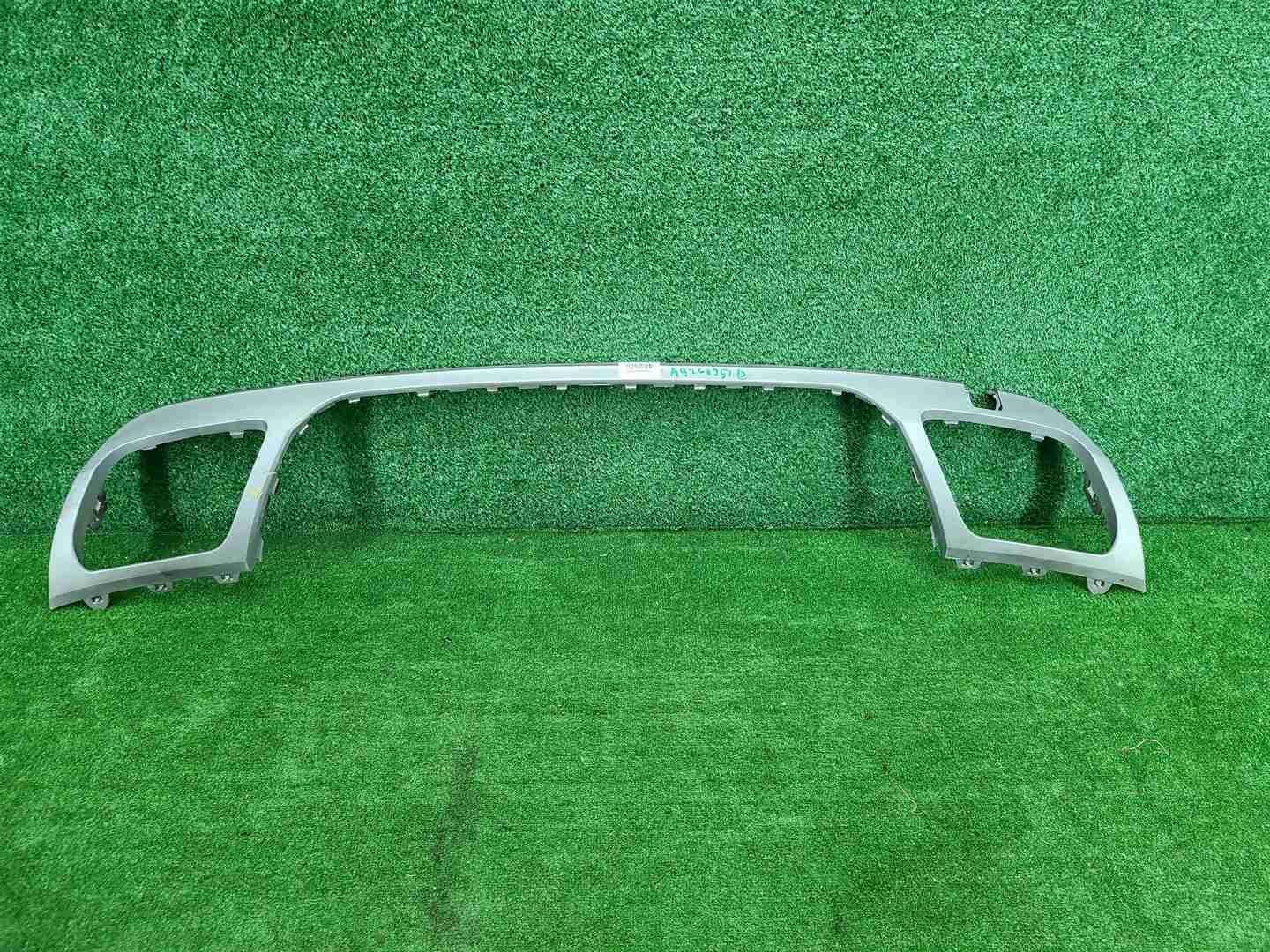 Накладка юбки заднего бампера VW Teramont (17-22)
