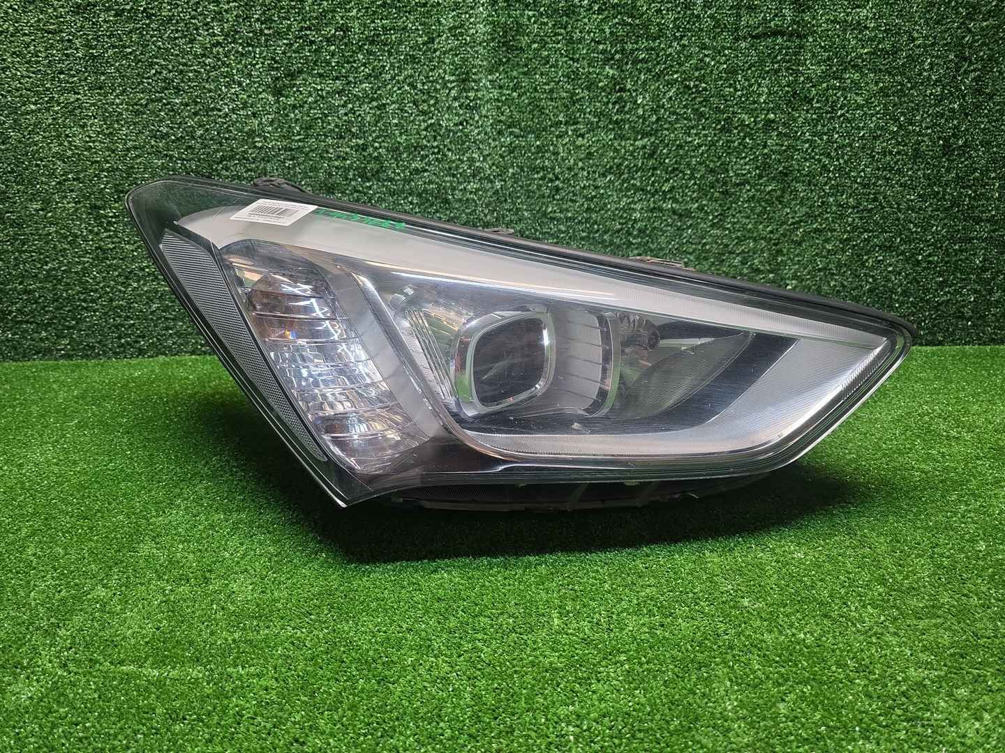 Фара правая Hyundai Santa Fe 3 (2012-2016) ксенон