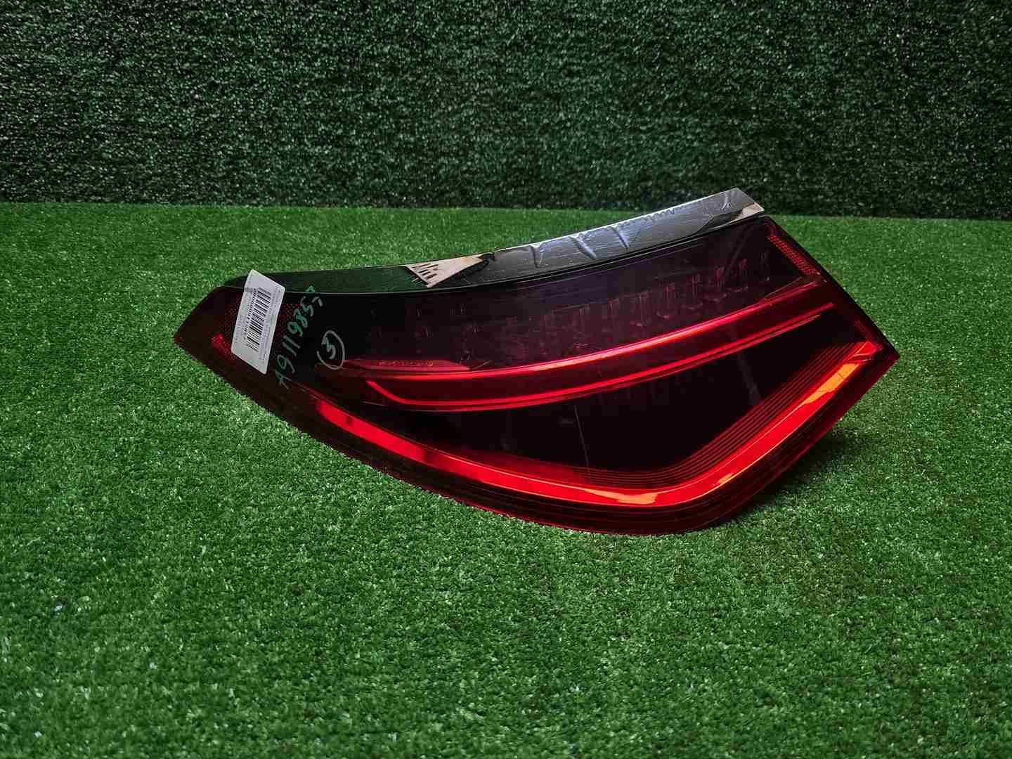 Фонарь левый внешний Mercedes S W223 (2020-н.в.)