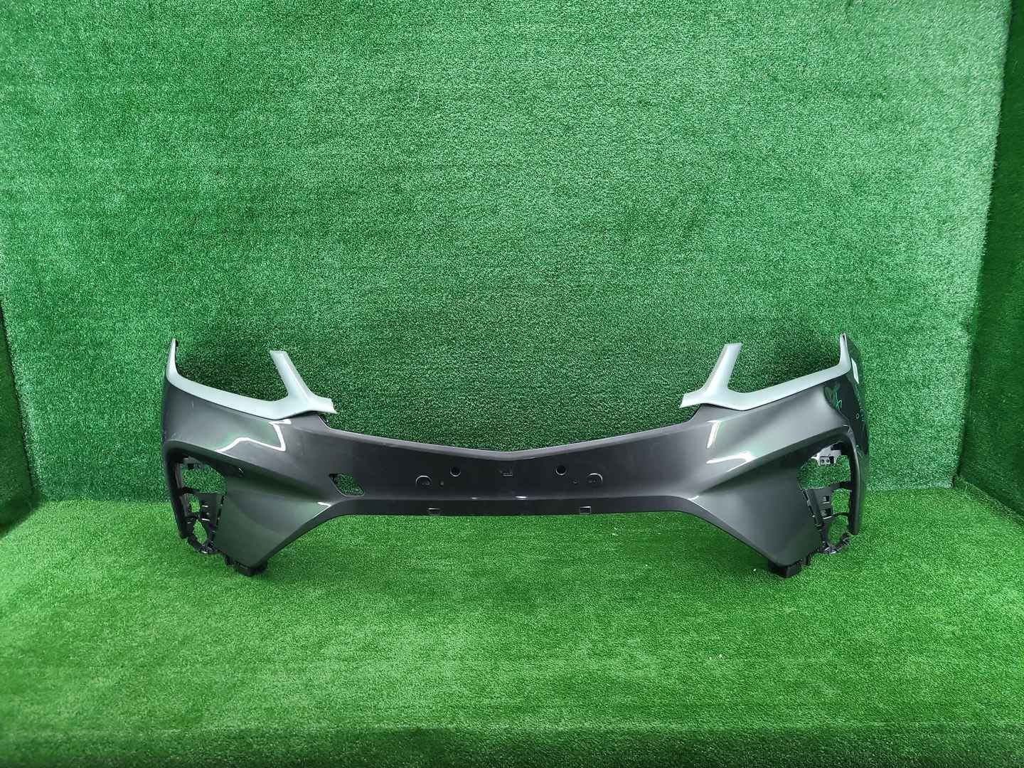 Бампер передний Geely Coolray (2019-2024)