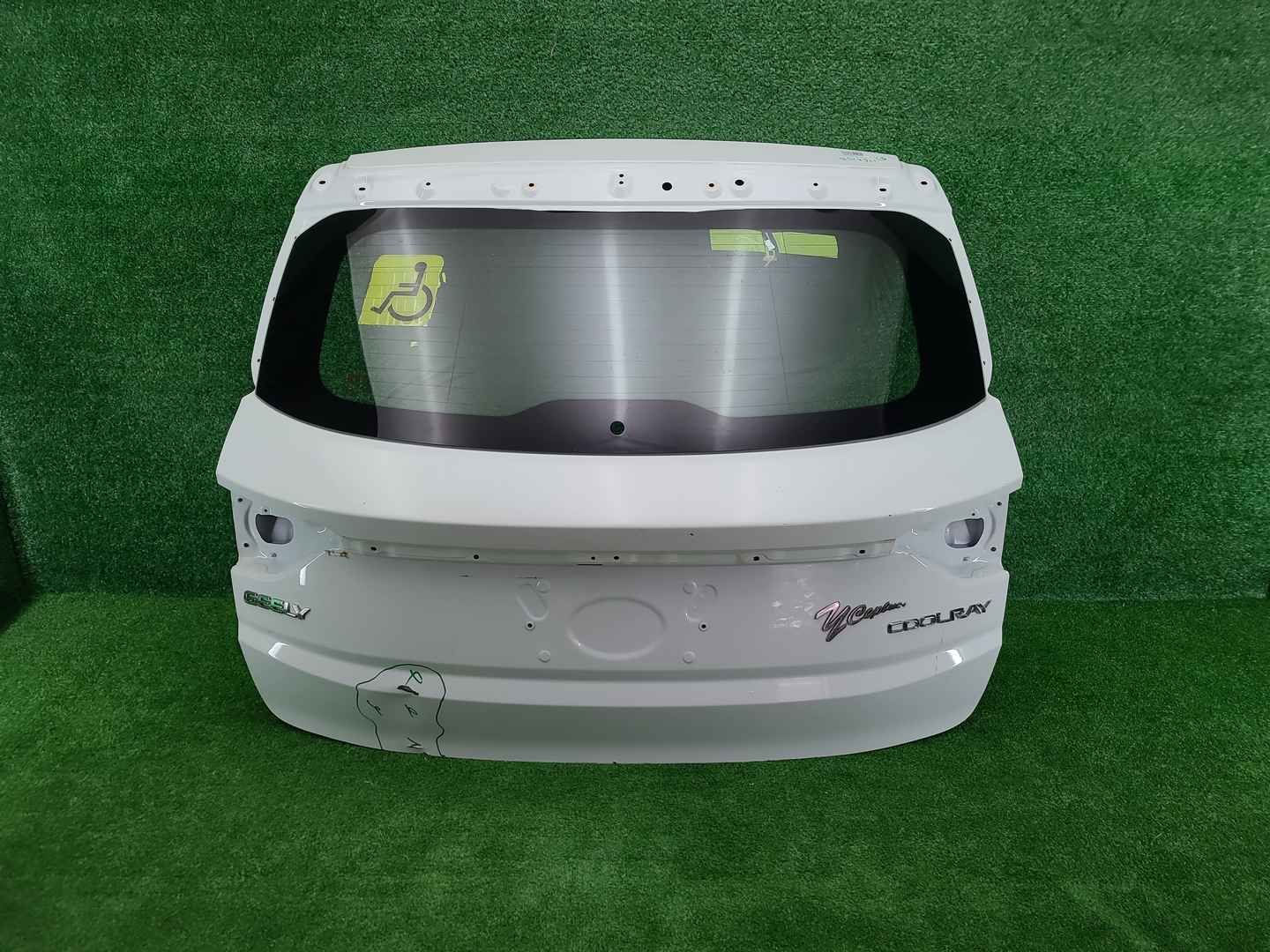 Крышка багажника Geely Coolray (2019-2024)