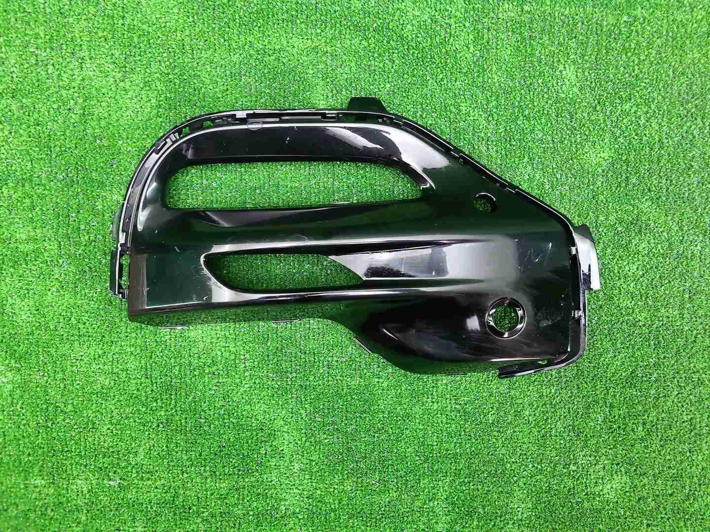 Накладка ПТФ правая BMW X5 G05 (18-23) M-paket