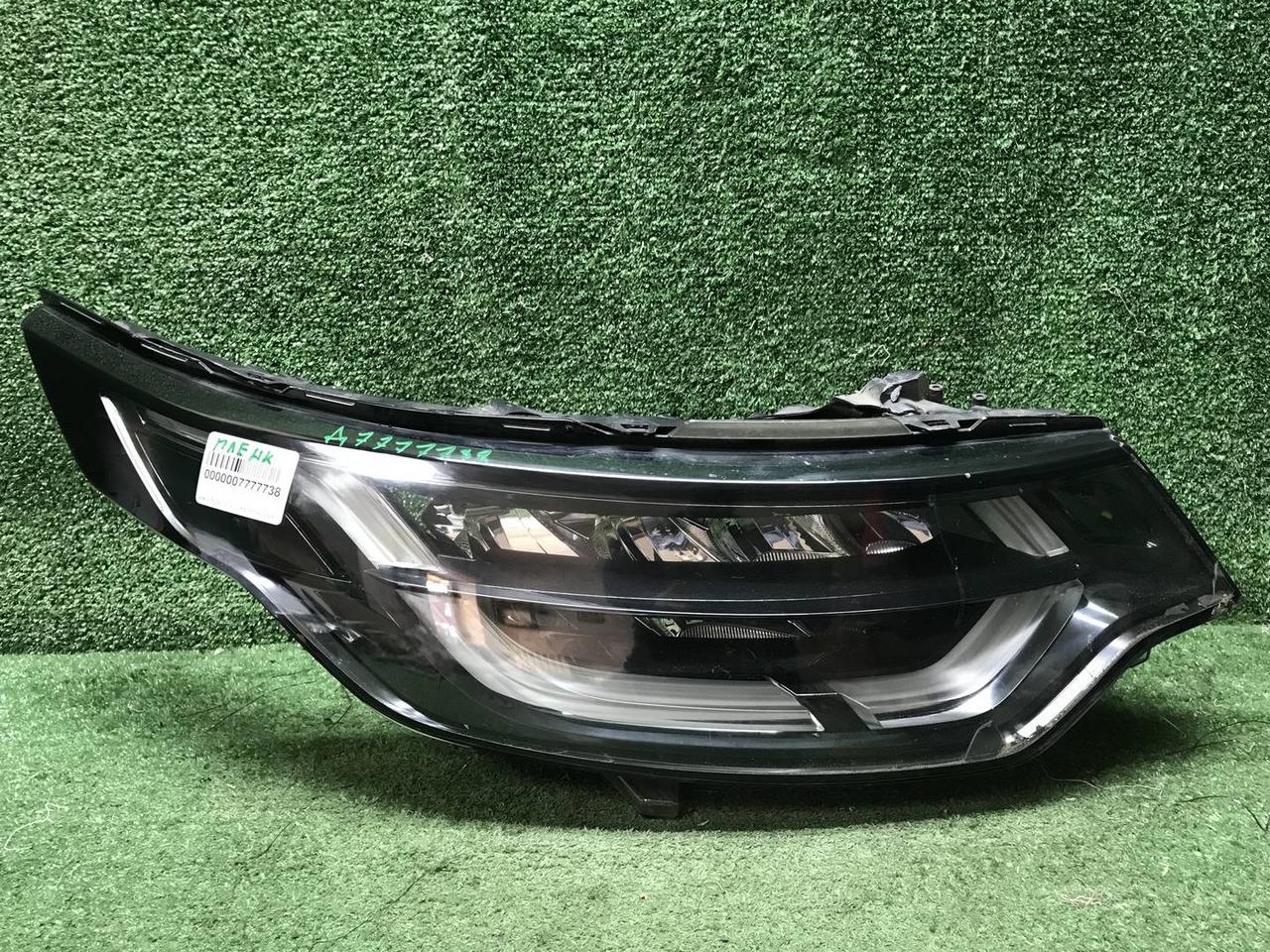 Битая Фара правая Land-Rover Discovery 5 16-21 LED