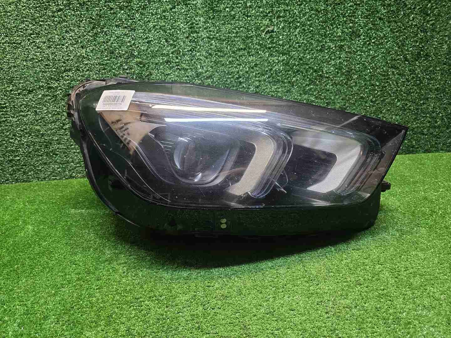 Фара правая Mercedes GLE V167 (2018-2024) LED