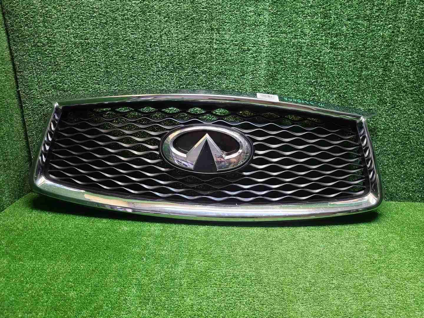 Решетка радиатора Infiniti QX50 2 (2017-2025)