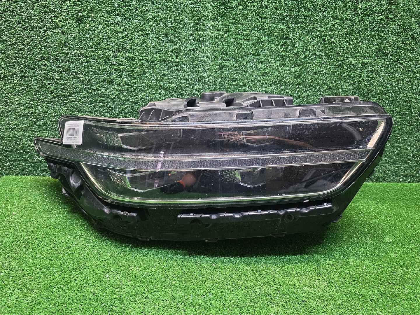 Фара правая Genesis G90 (2018-2022) LED