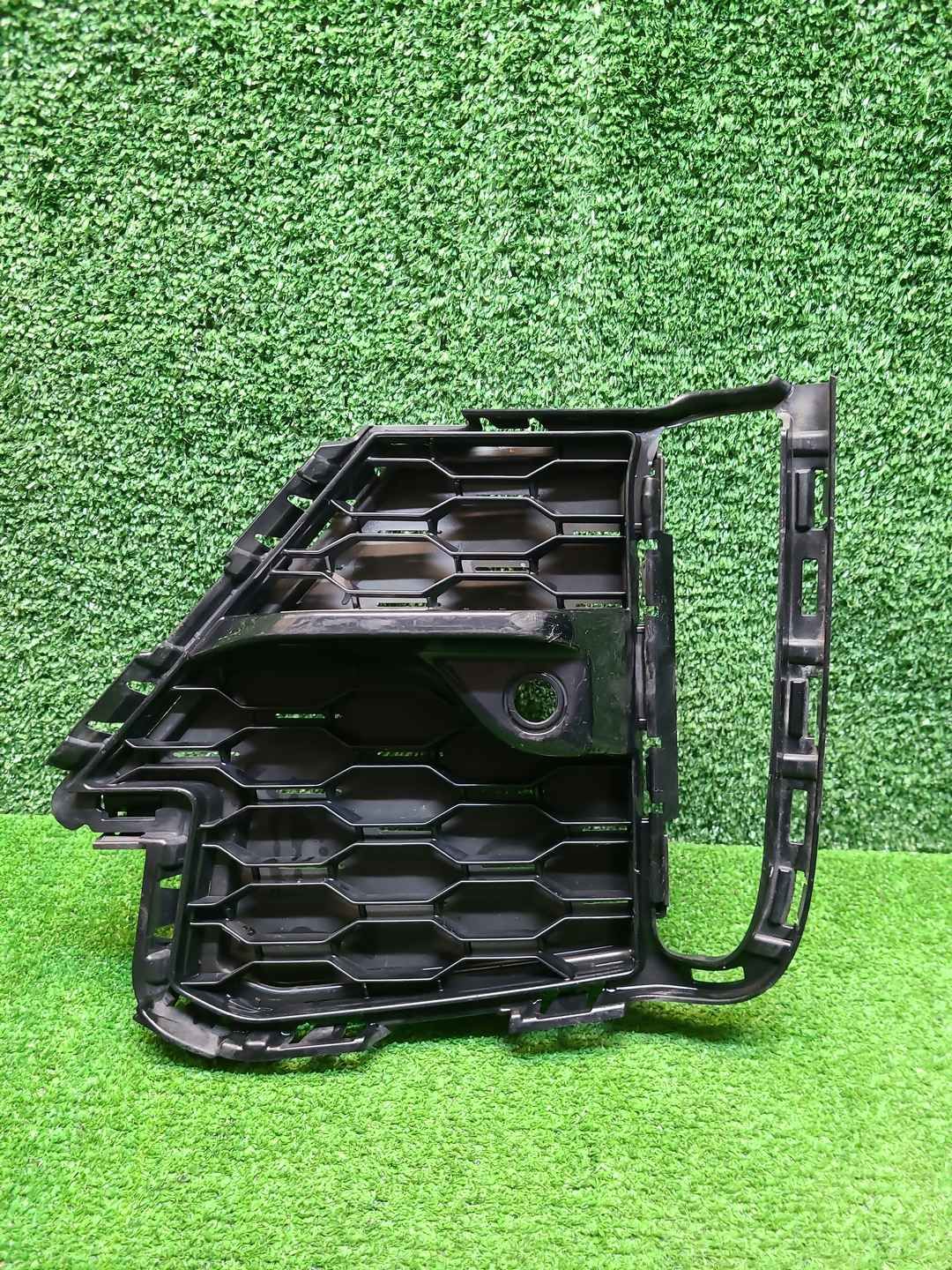 Решетка бампера левая BMW X7 G07 (19-22) M-paket