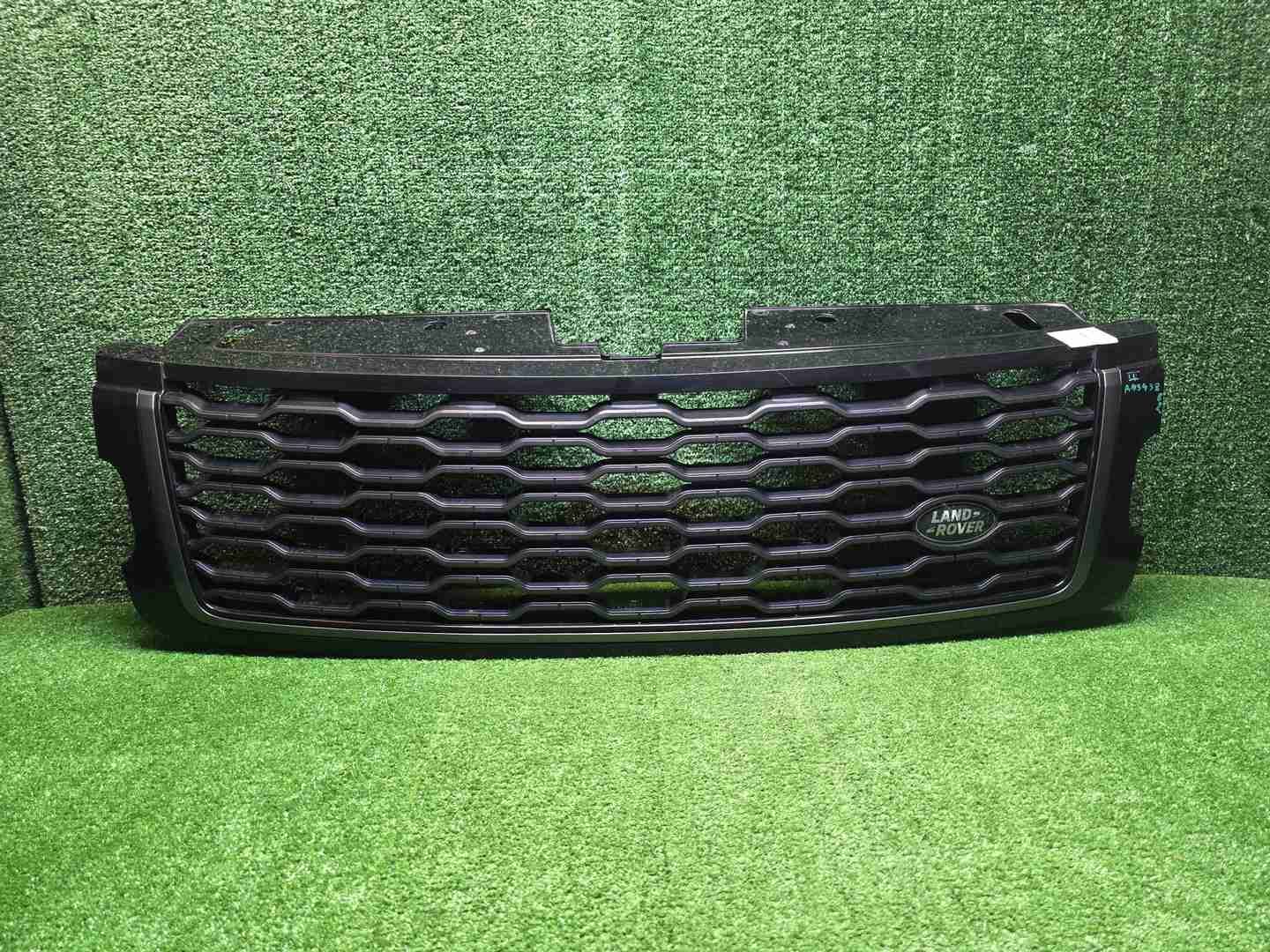 Решетка радиатора Range Rover Vogue 4 L405 (17-22)