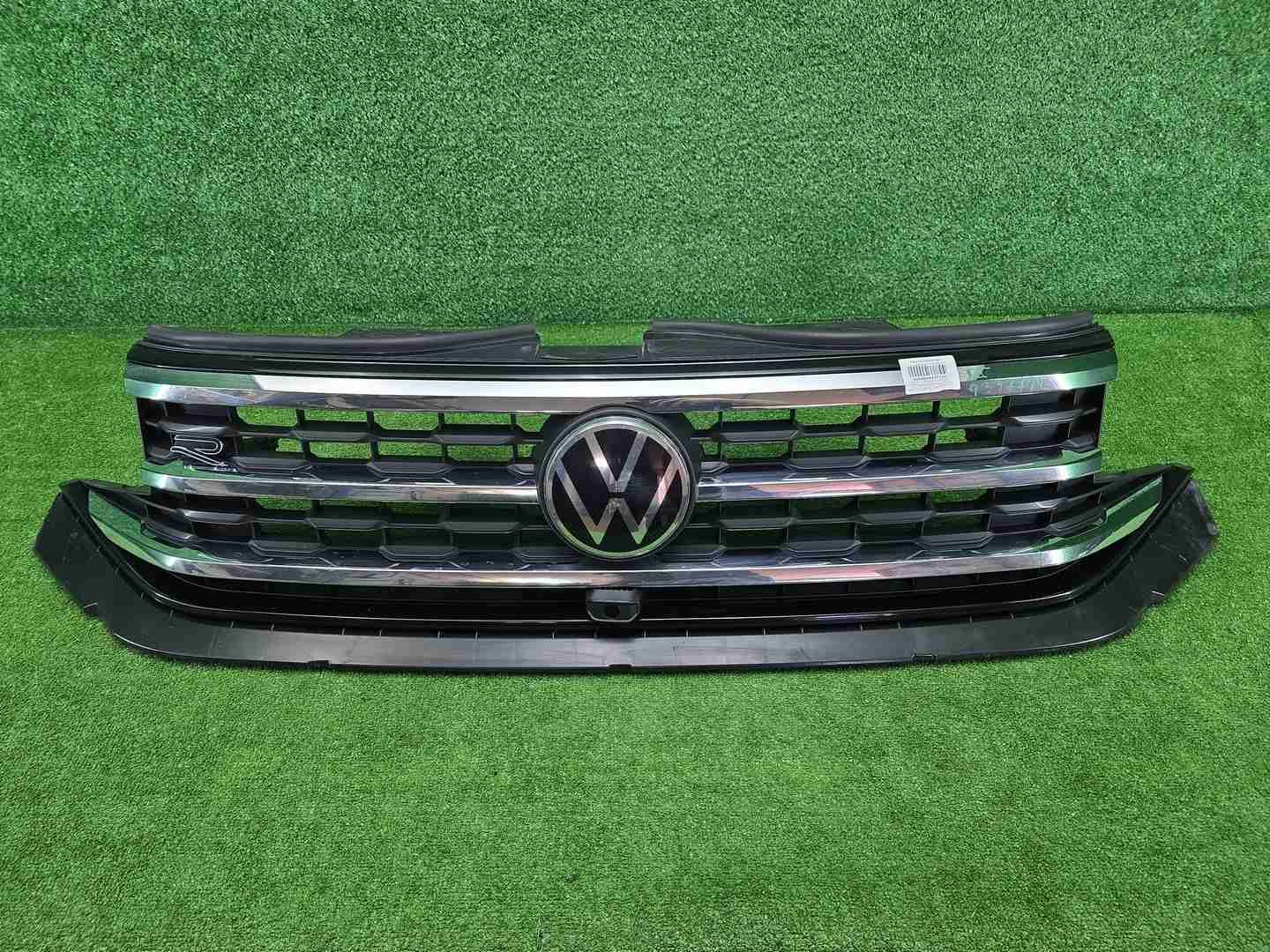 Решетка радиатора VW Teramont (2021-2023) R-line