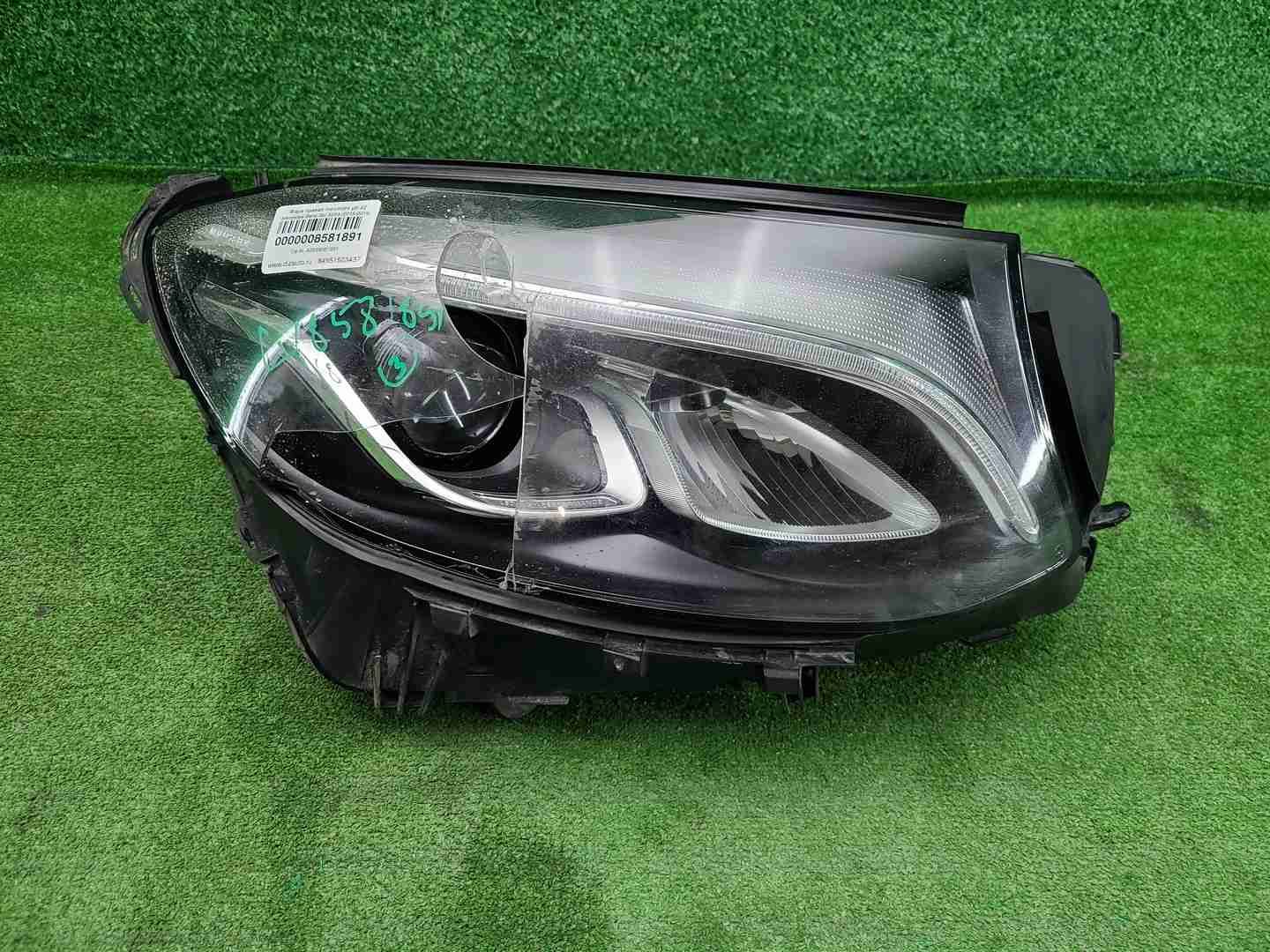 Фара правая Mercedes GLC X253 (2015-2019) LED