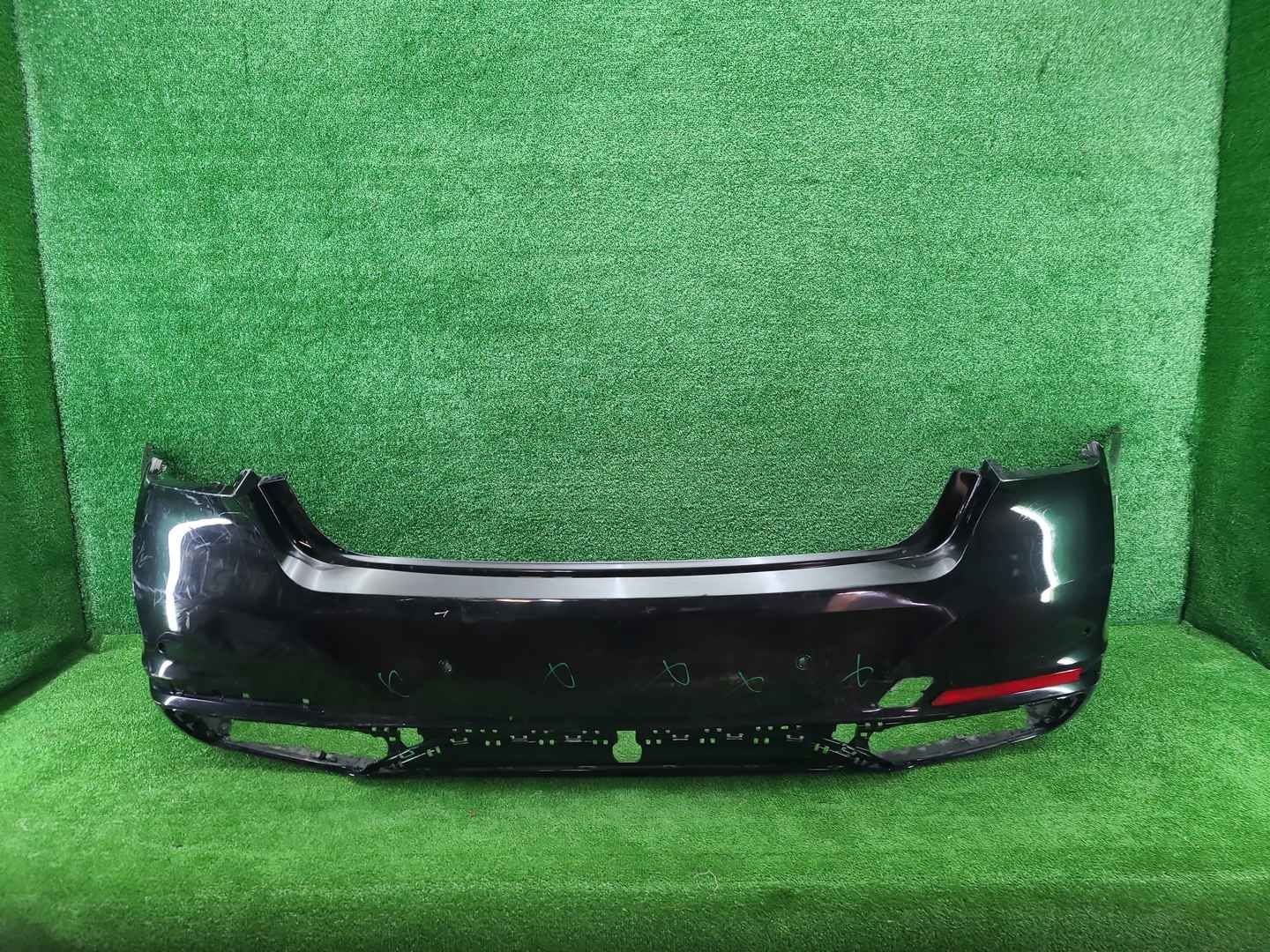 Бампер задний BMW 7er G11 (2019-2022)