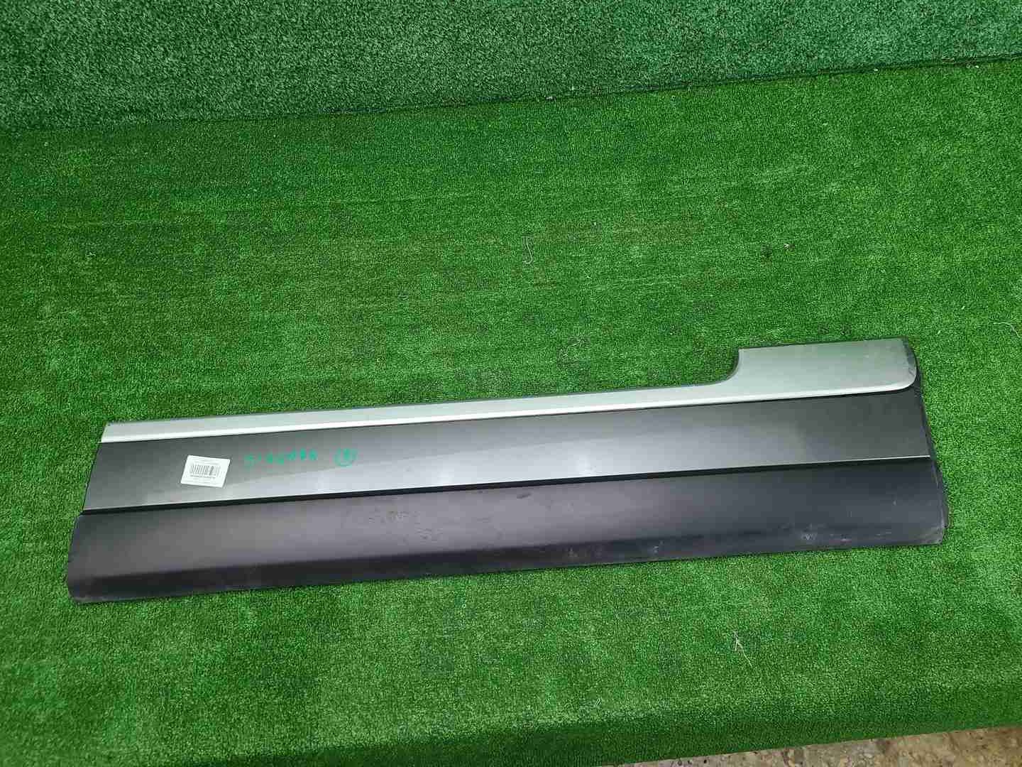 Накладка двери правая RR Vogue 4 L405 (2012-2022)