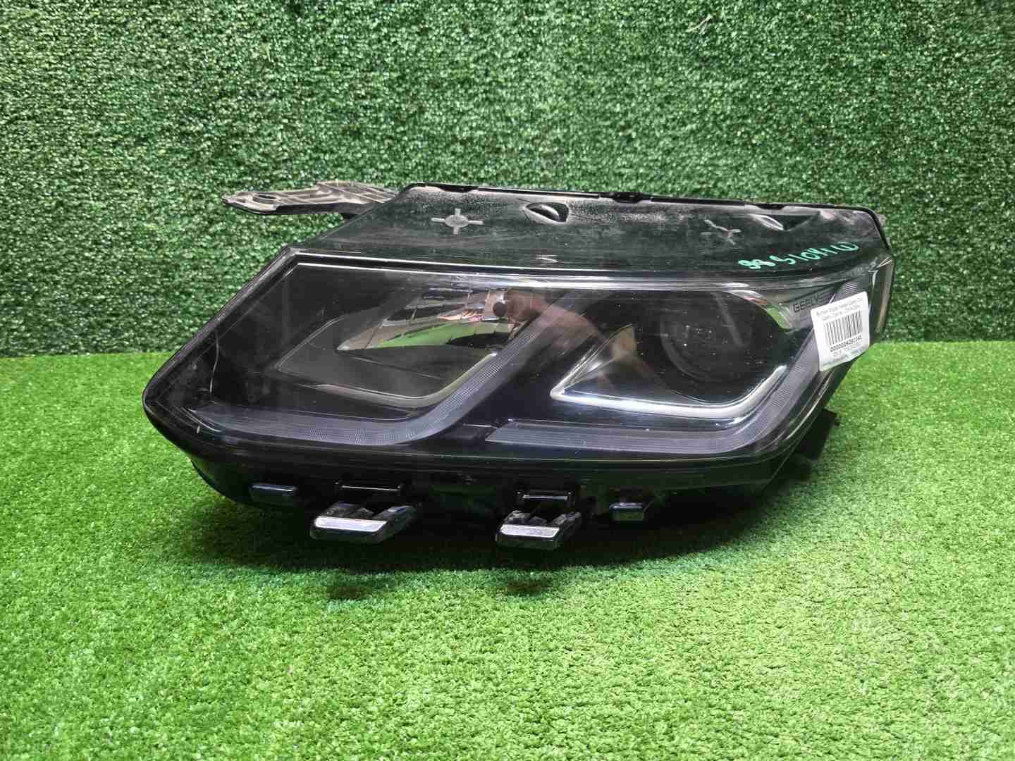 Фара левая Geely Coolray (19-24) галоген