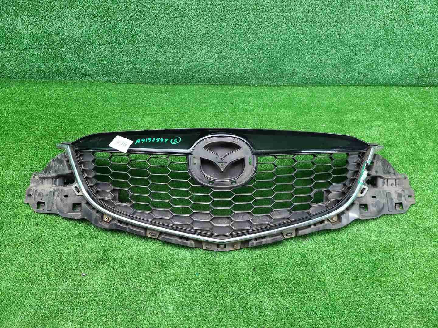 Решетка радиатора Mazda CX-5 1 (2011-2015)