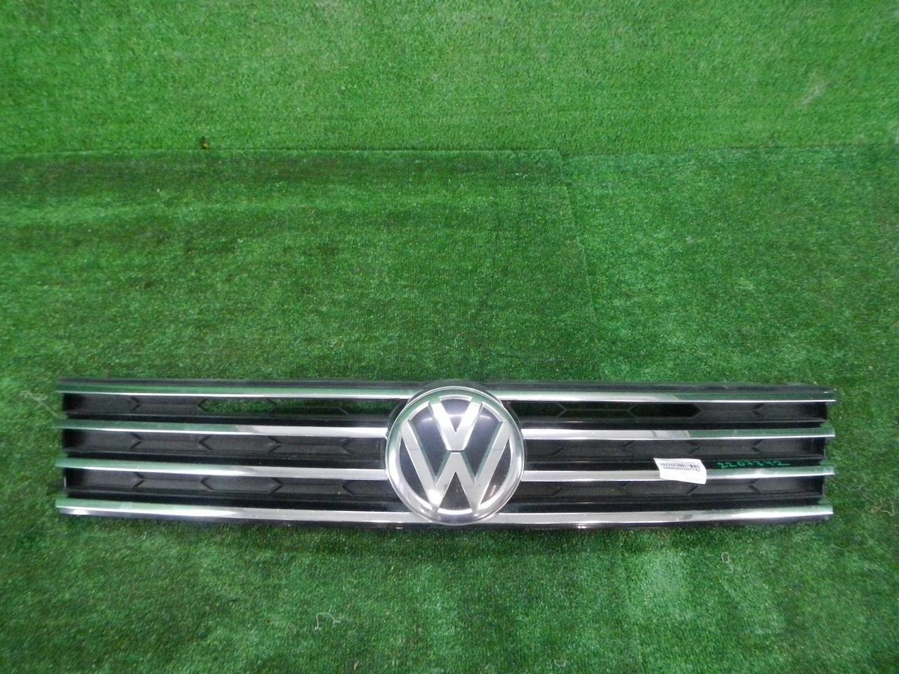 Решетка радиатора VW Touareg 2 NF (2014-2018)