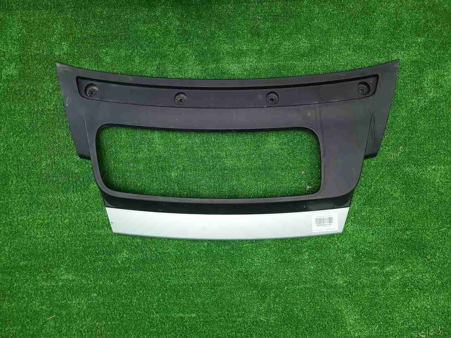 Накладка заднего бампера Range Rover Vogue 5 21-нв