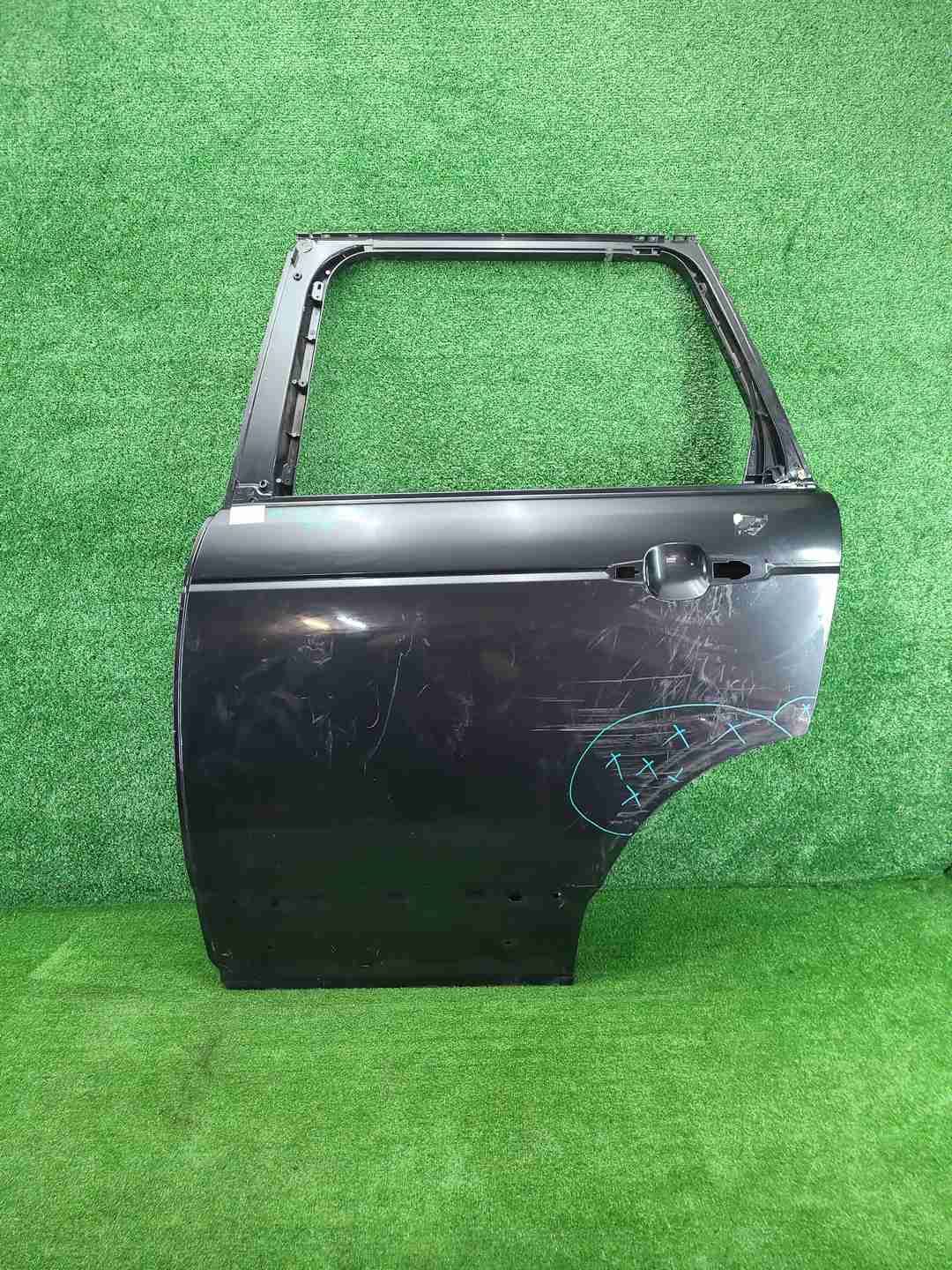 Дверь задняя левая Range Rover Vogue 4 L405 12-22