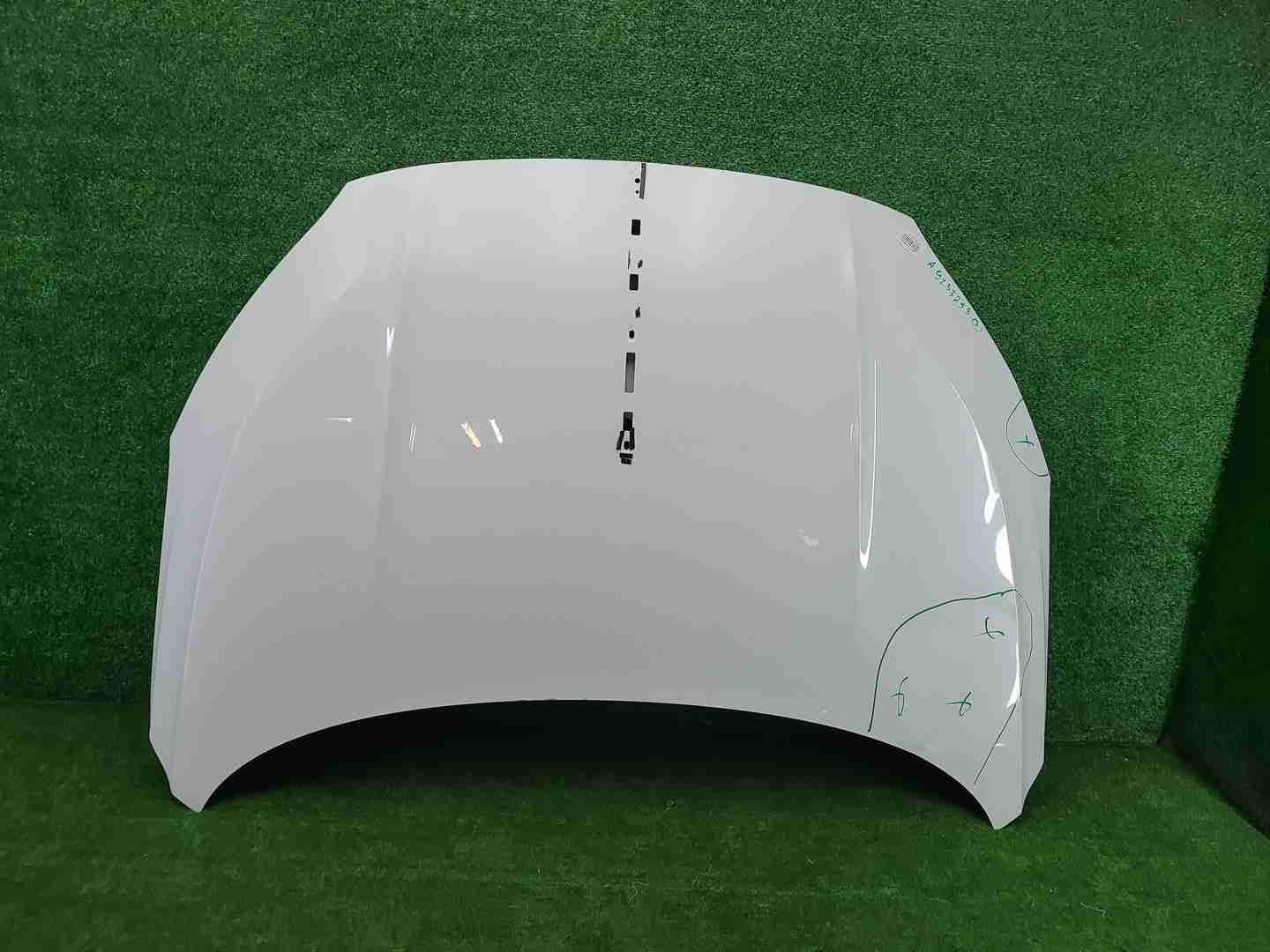 Капот Hongqi HS3 (2023-н.в.)