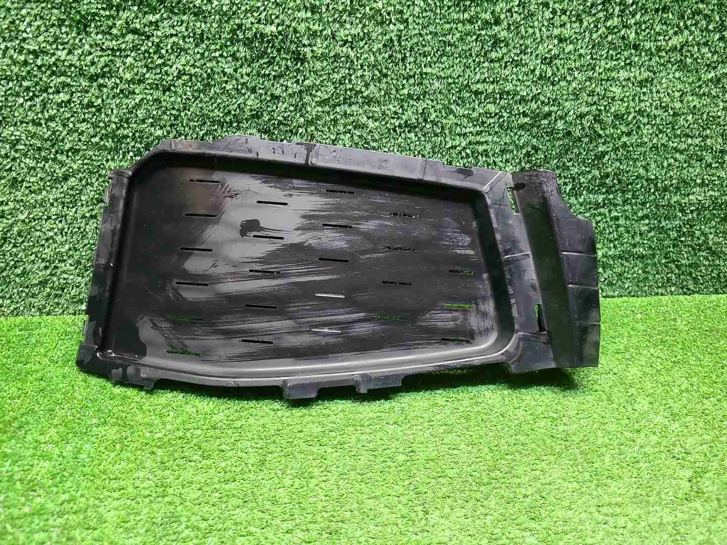 Накладка бампера правая BMW 7er G11 19-22 M-paket
