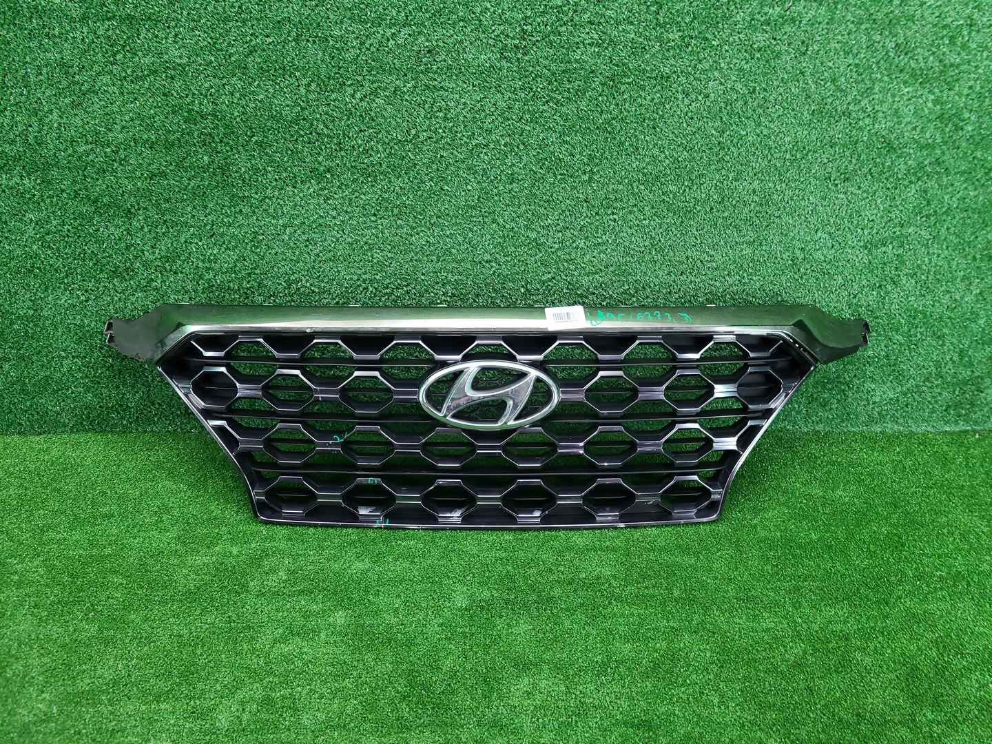 Решетка радиатора Hyundai Santa Fe 4 TM (2018-2021)