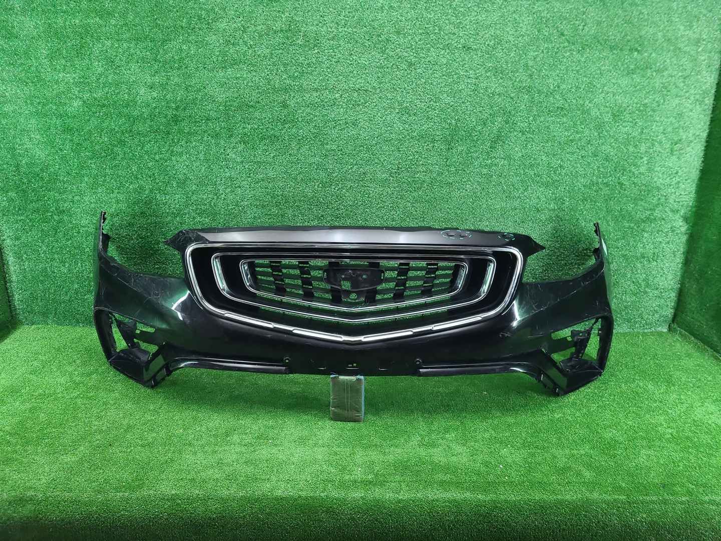 Бампер передний Geely Atlas Pro (2021-2025)