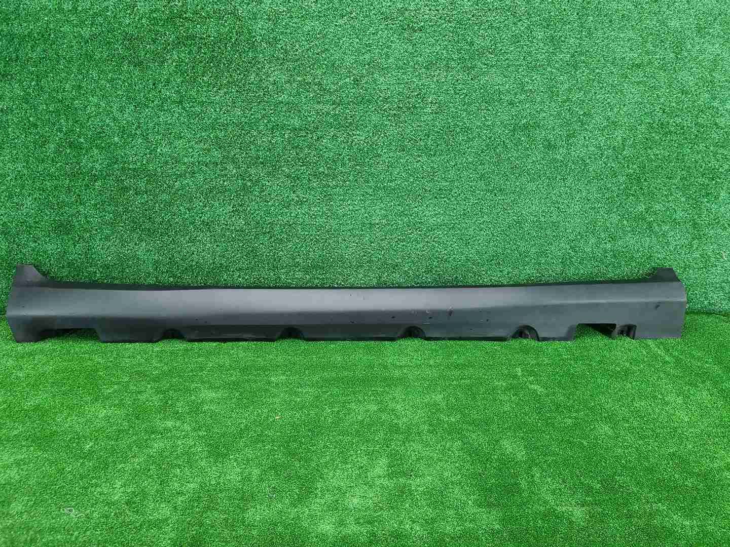 Накладка порога правая Mercedes GLC X253 (15-22)