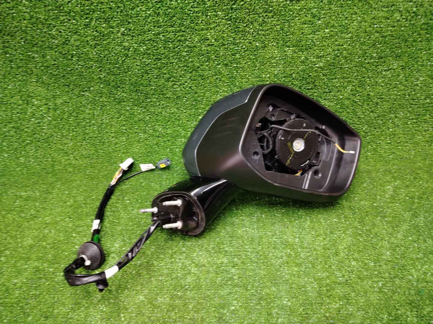 Зеркало правое Geely Tugella (2019-н.в.) 16 контактов