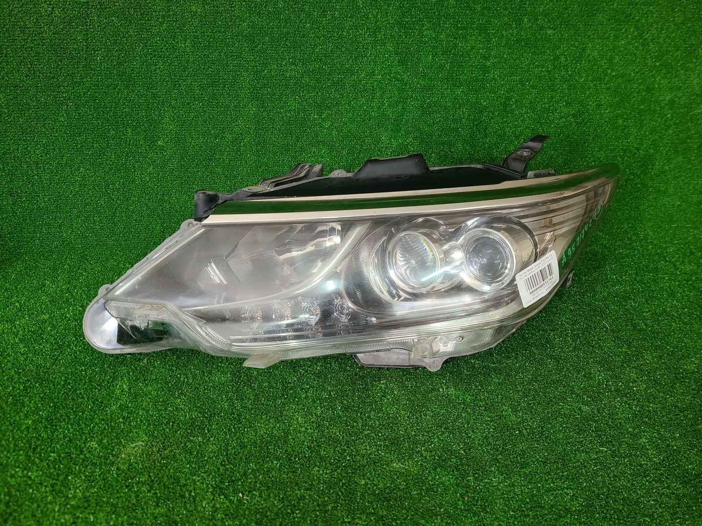 Фара левая Toyota Camry xv50 (2017-2018) LED