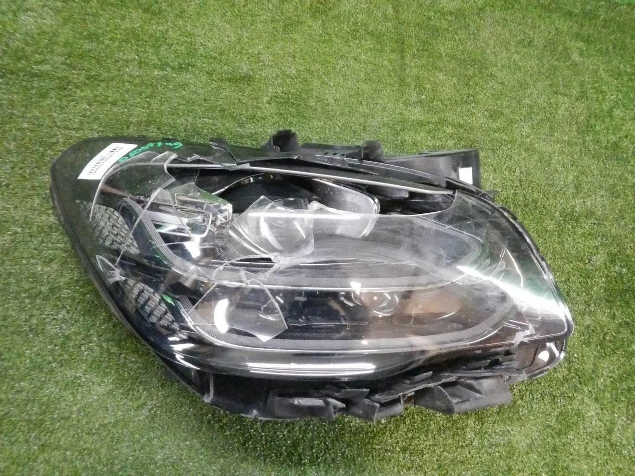 Фара правая Kia K900 KH (2018-2022) LED