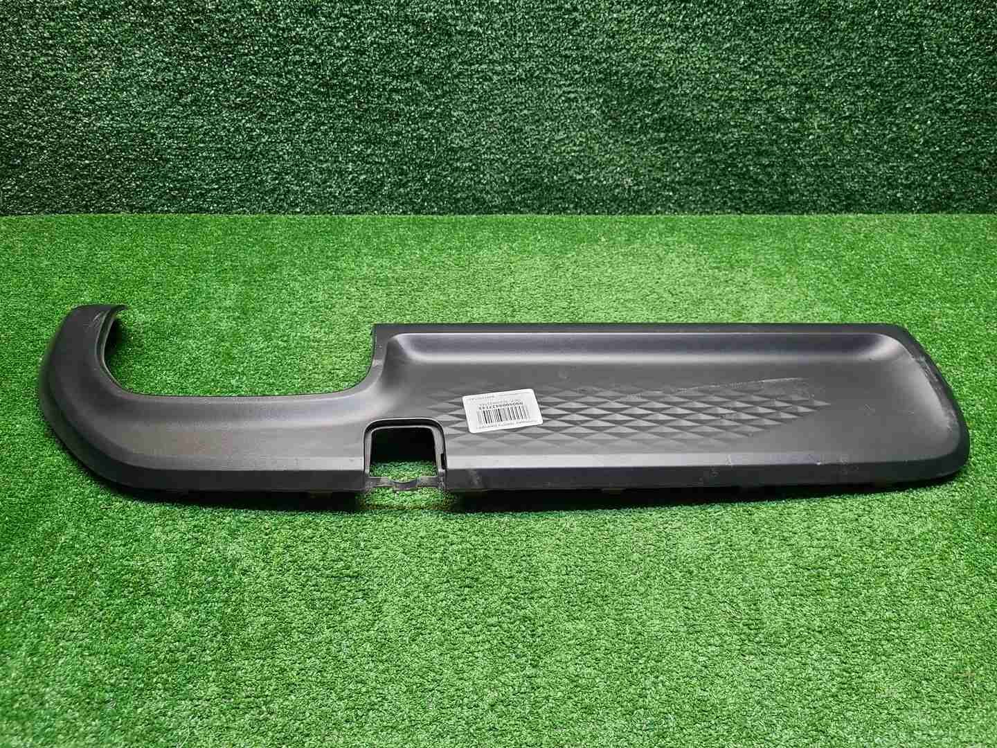 Накладка бампера правая Chery Tiggo 9 (2024-н.в.)