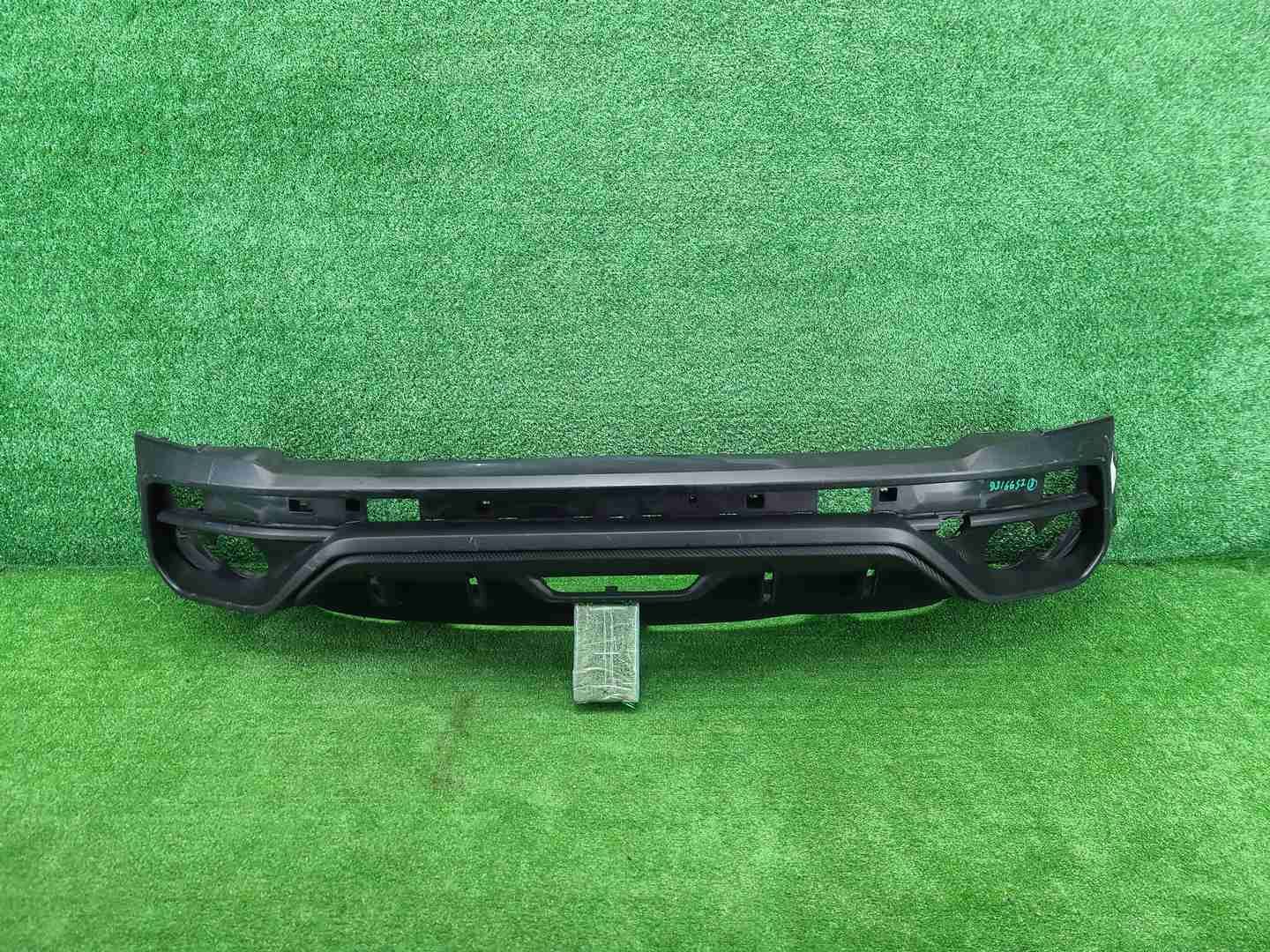 Юбка заднего бампера Geely Coolray (2023-н.в.)